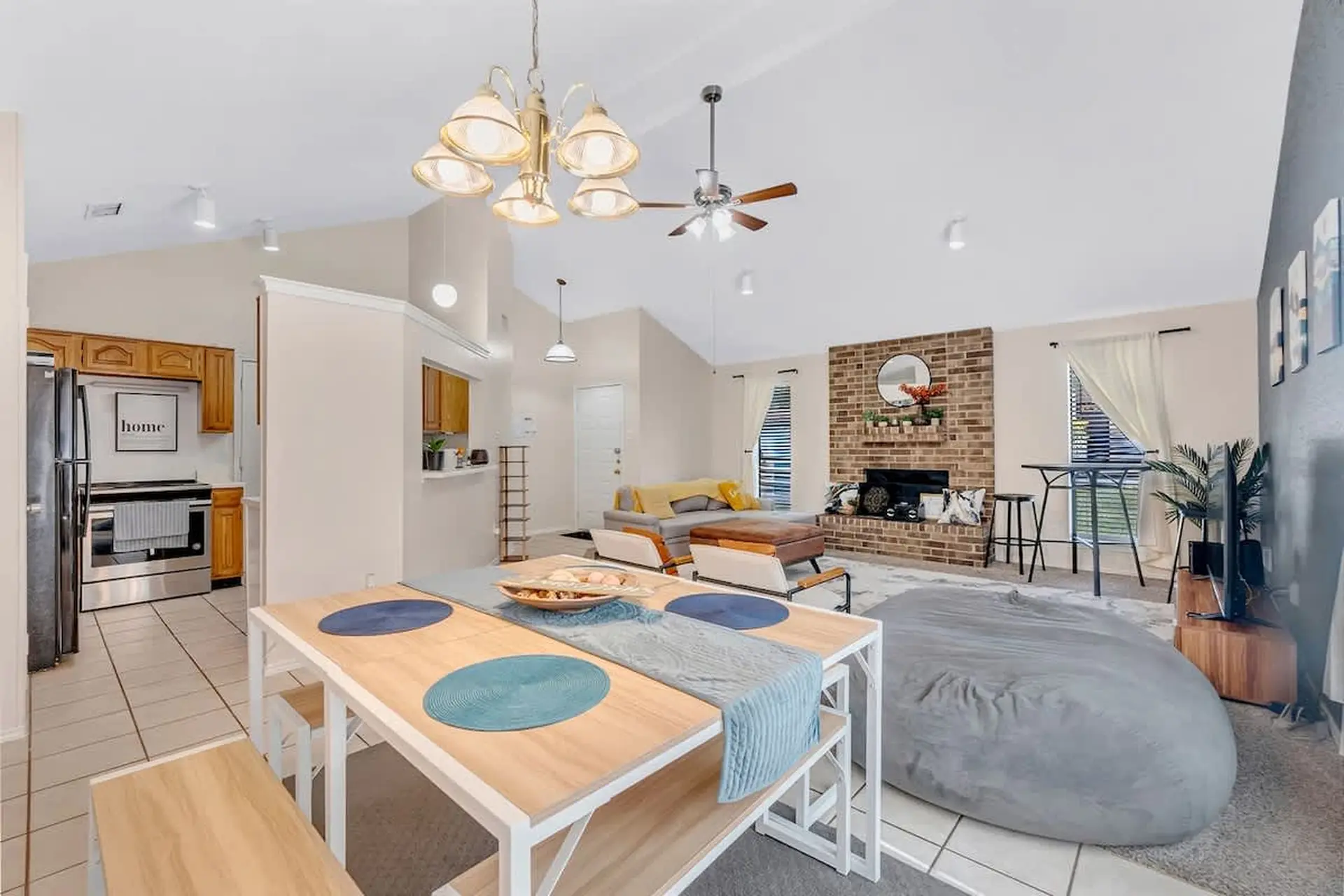 Spacious 3 Bedroom | 2 Bath Home with 6 Beds