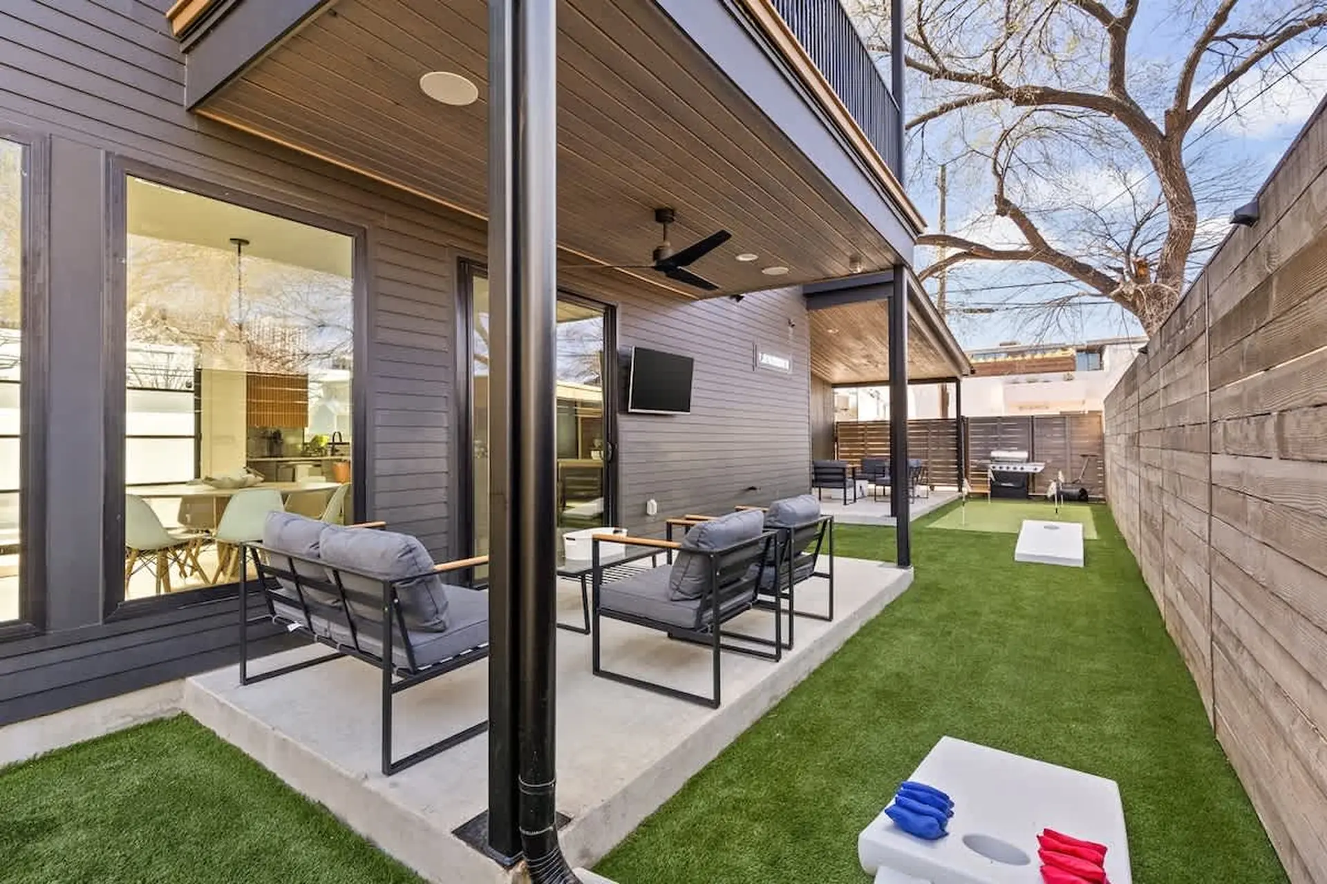 Luxury 4BR Home | Pool | Bar | Mini Putt | Sleeps