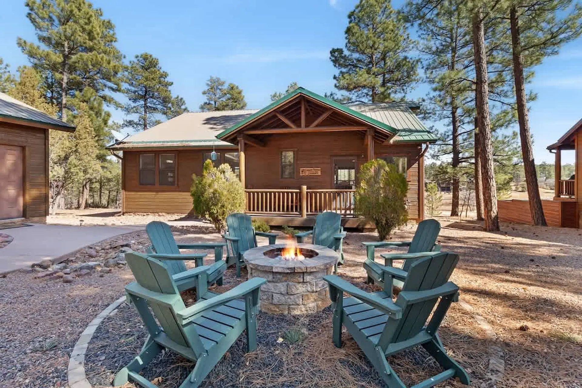 Cozy 3-BR Home | Pool Table | Grill | Fire Pit