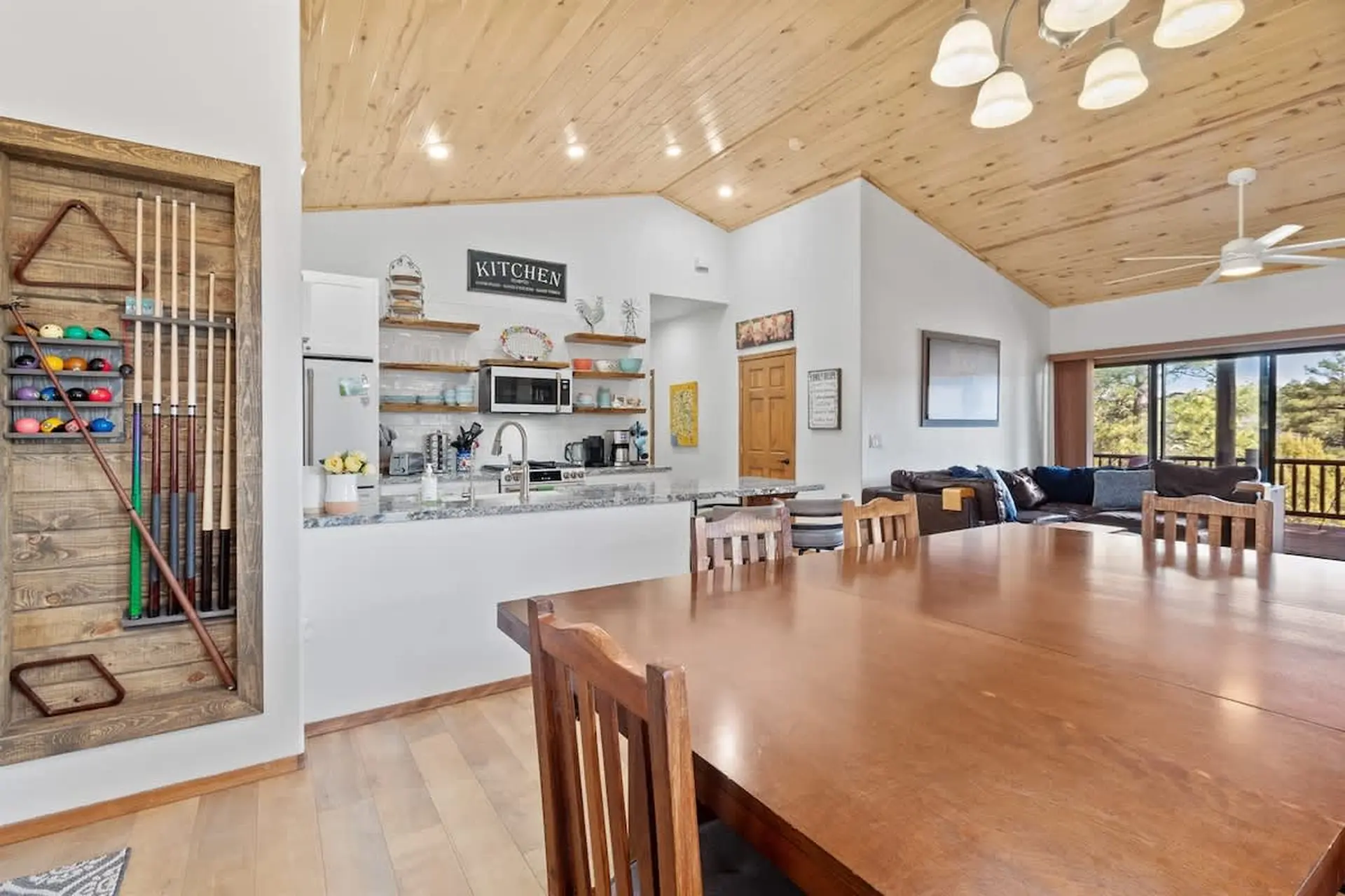 Cozy 3-BR Home | Pool Table | Grill | Fire Pit