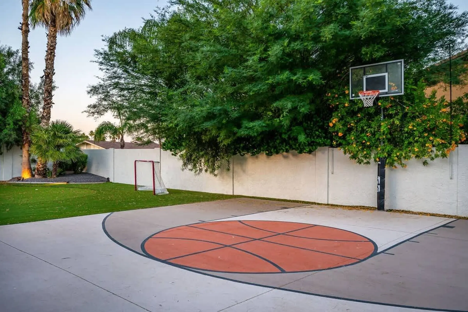 Luxury Estate |Heated Pool |Mini Putt |Basketball