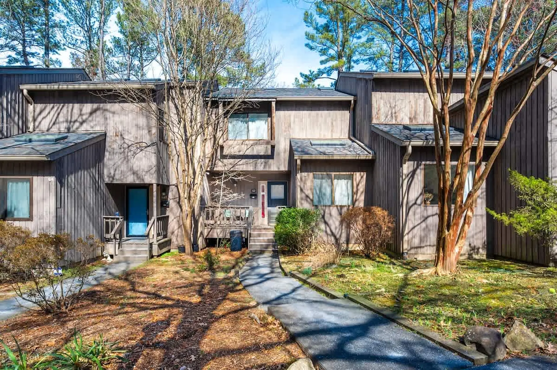 Vibrant 2-BR Home | Indoor Fireplace | Downtown |