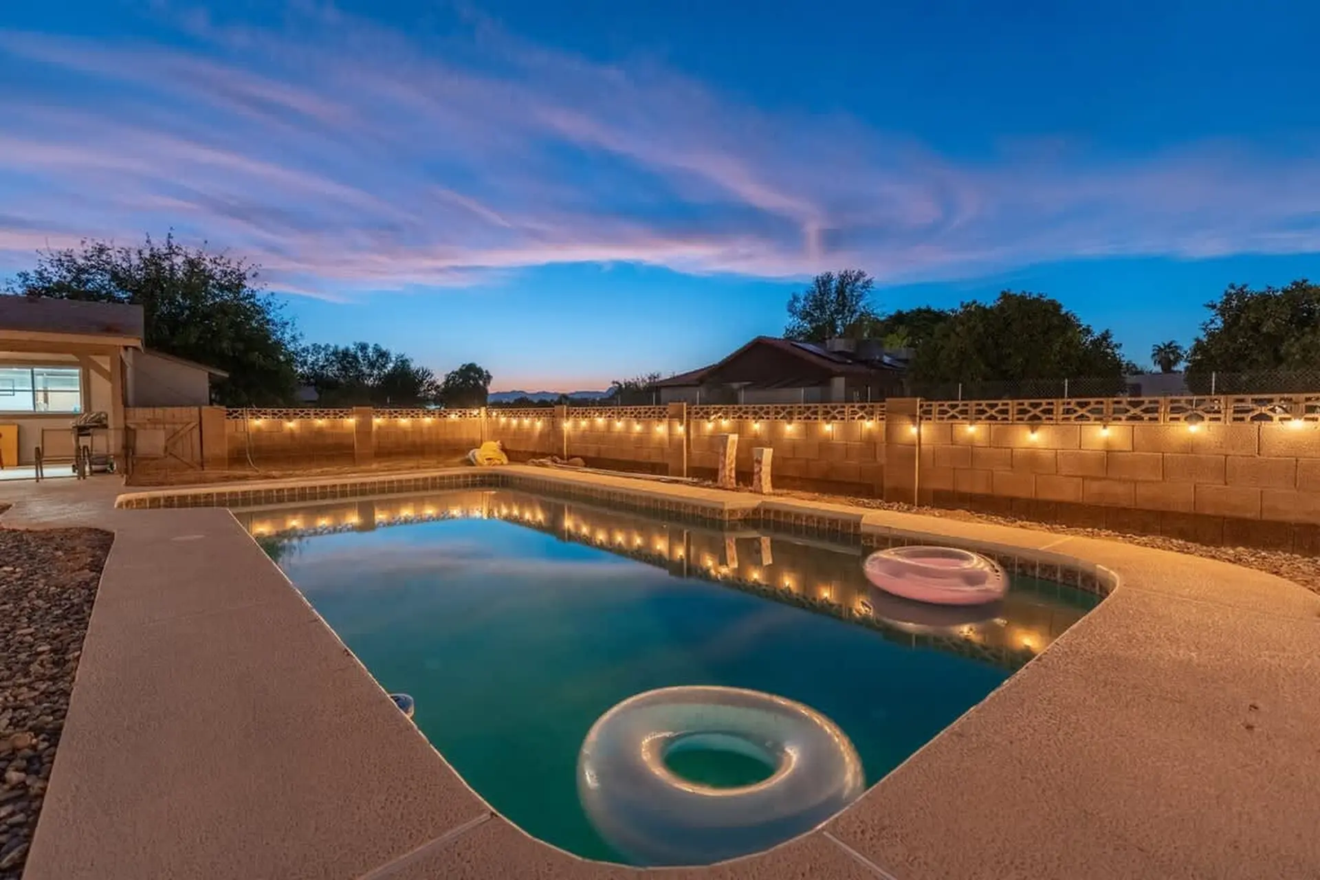3 Bedroom | Massive Pool | Modern Oasis