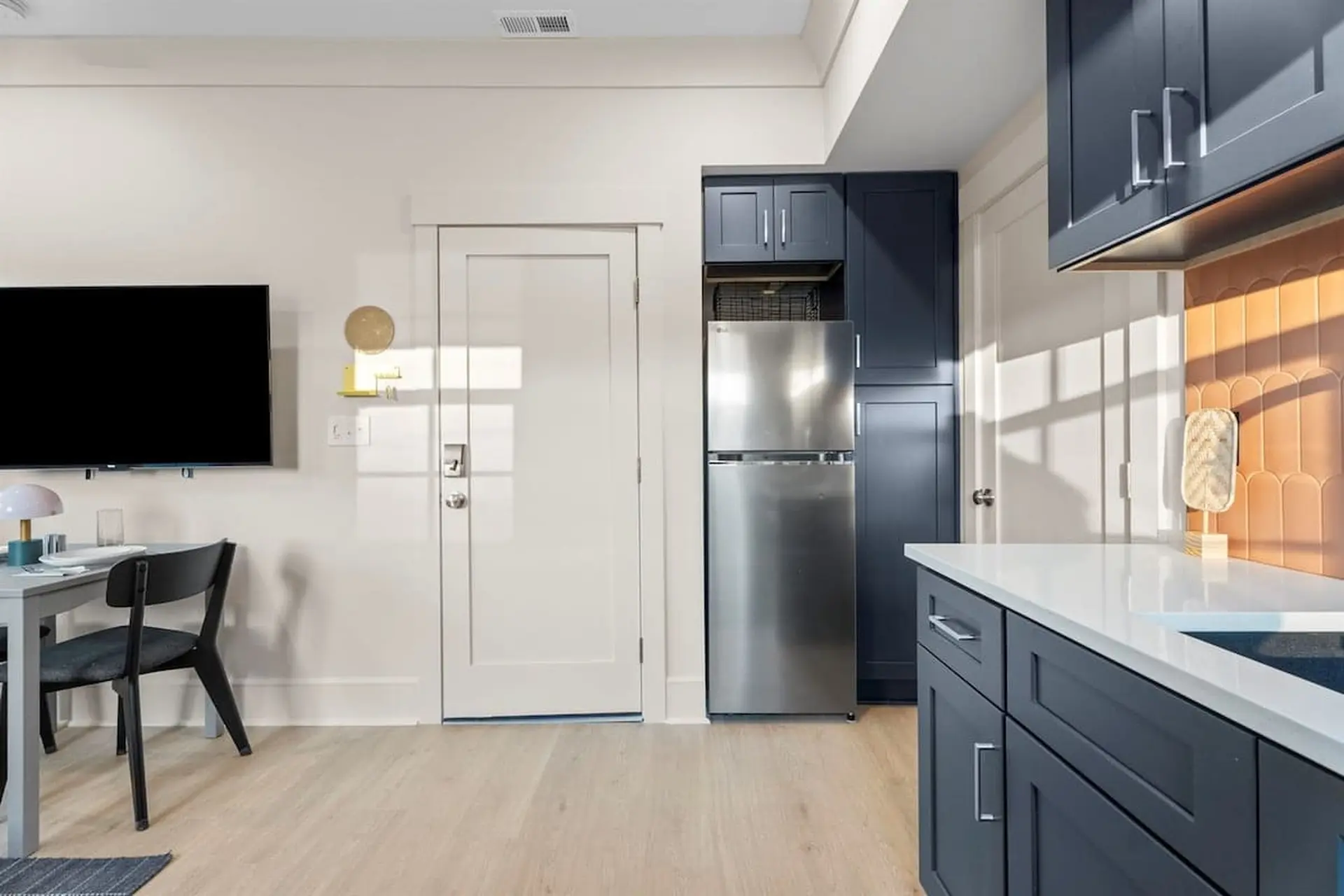 Homey 1BR Retreat Near DPAC & Bulls Stadium