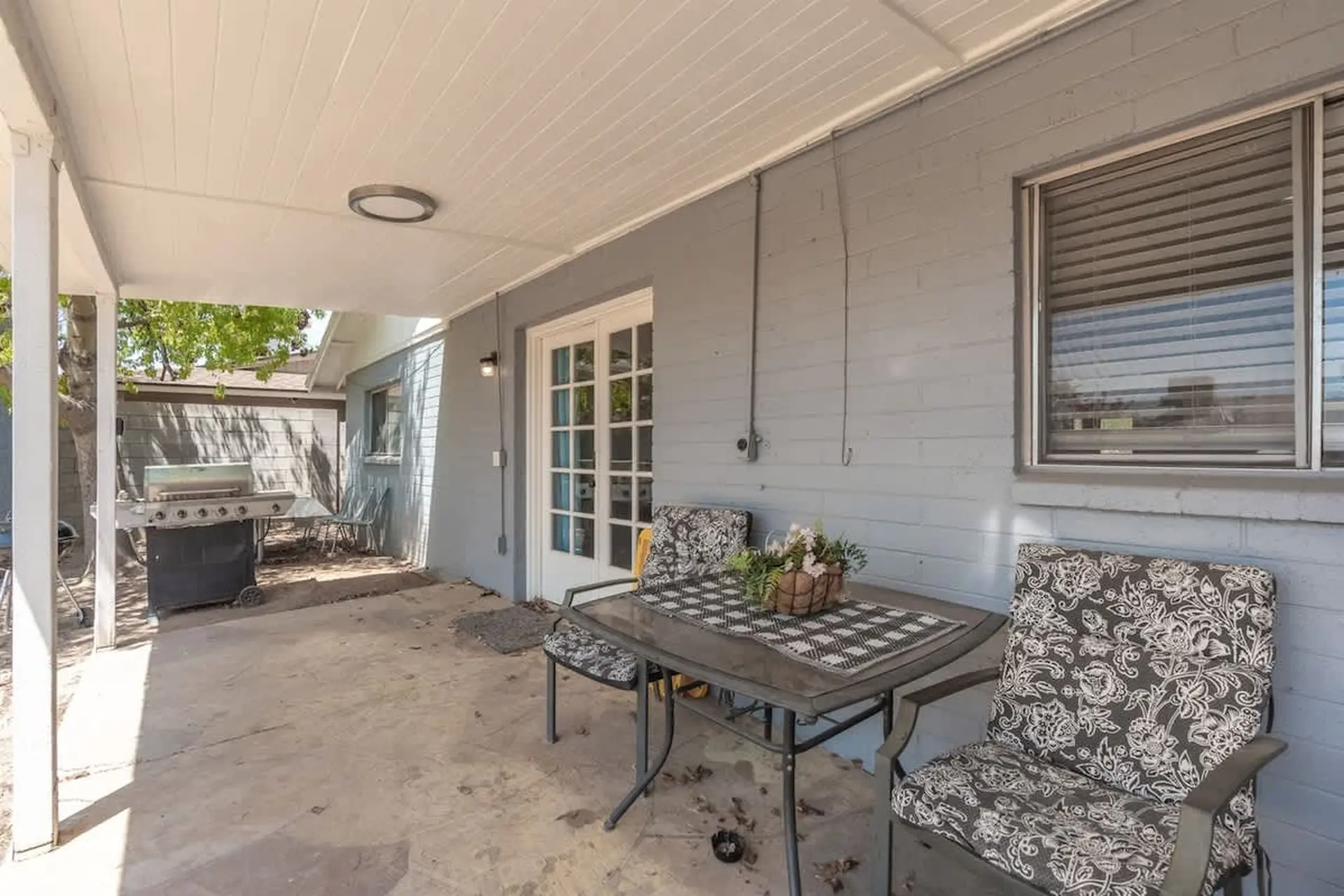 Spacious 8 Bedroom | Hot Tub & Grill | Close to Do
