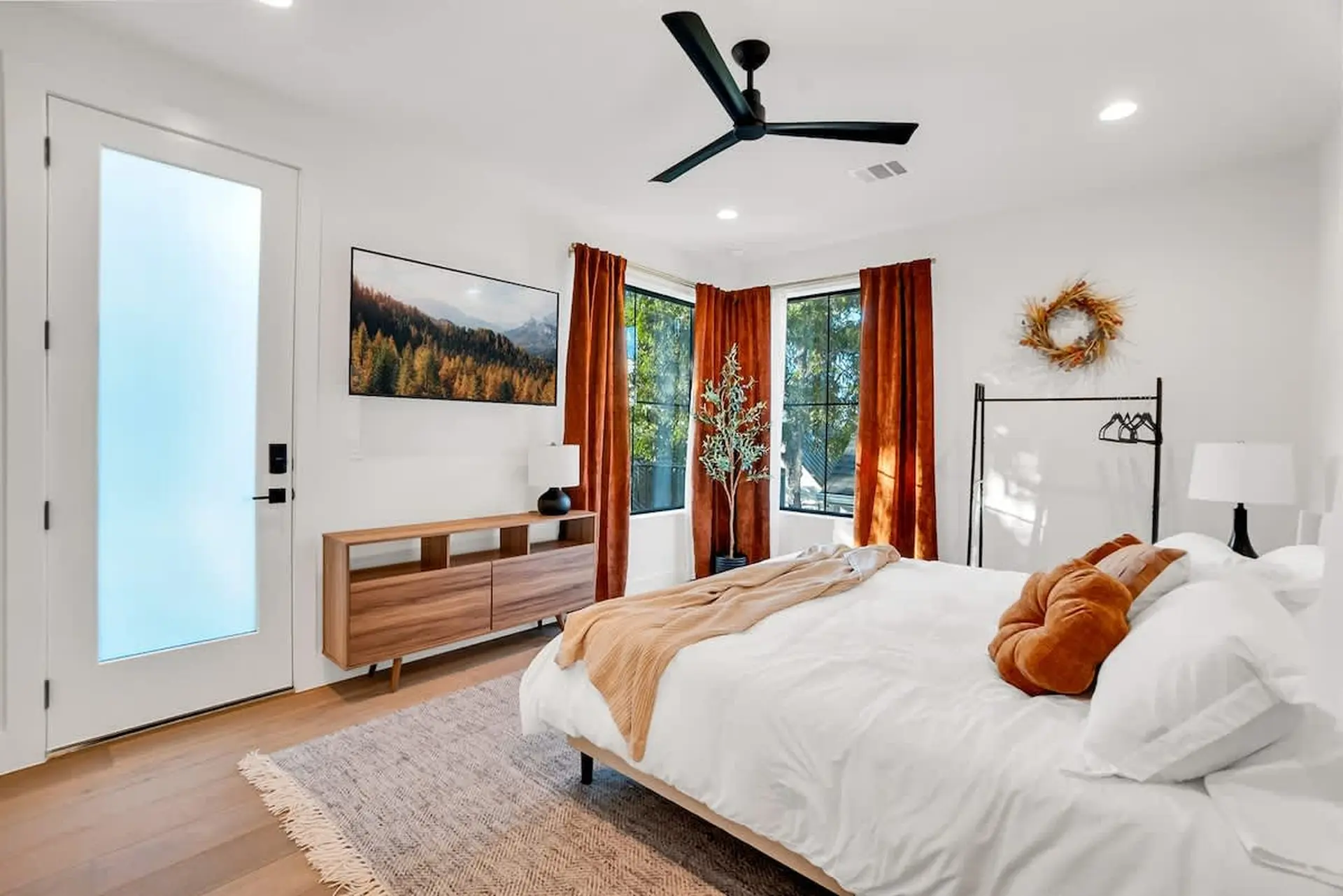Luxury Mansion | DT Austin | Pool | Game Room 5 BR