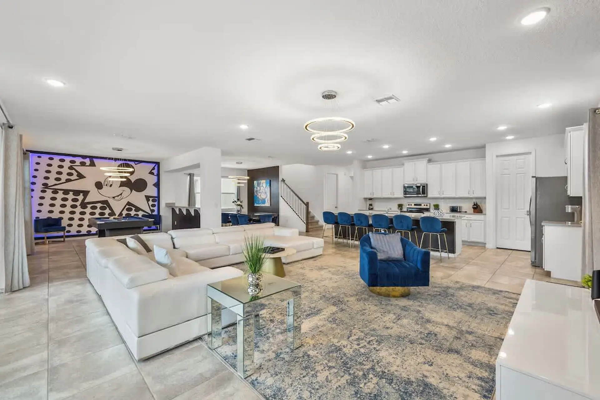 Luxury 9BR Oasis – Themed Rooms & Water Park