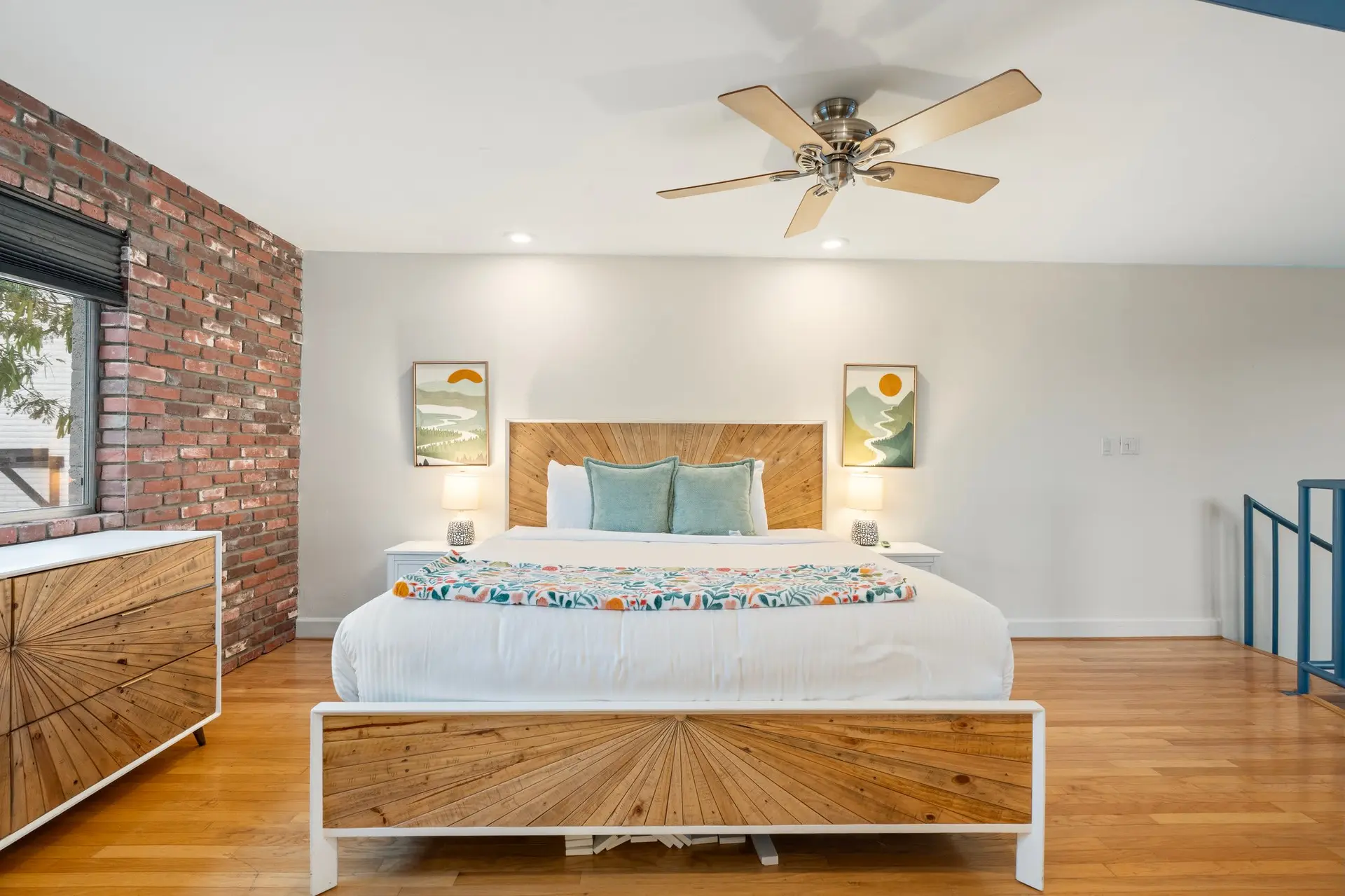 Chic & Cozy | Midtown 1BR + Pool Prime Location
