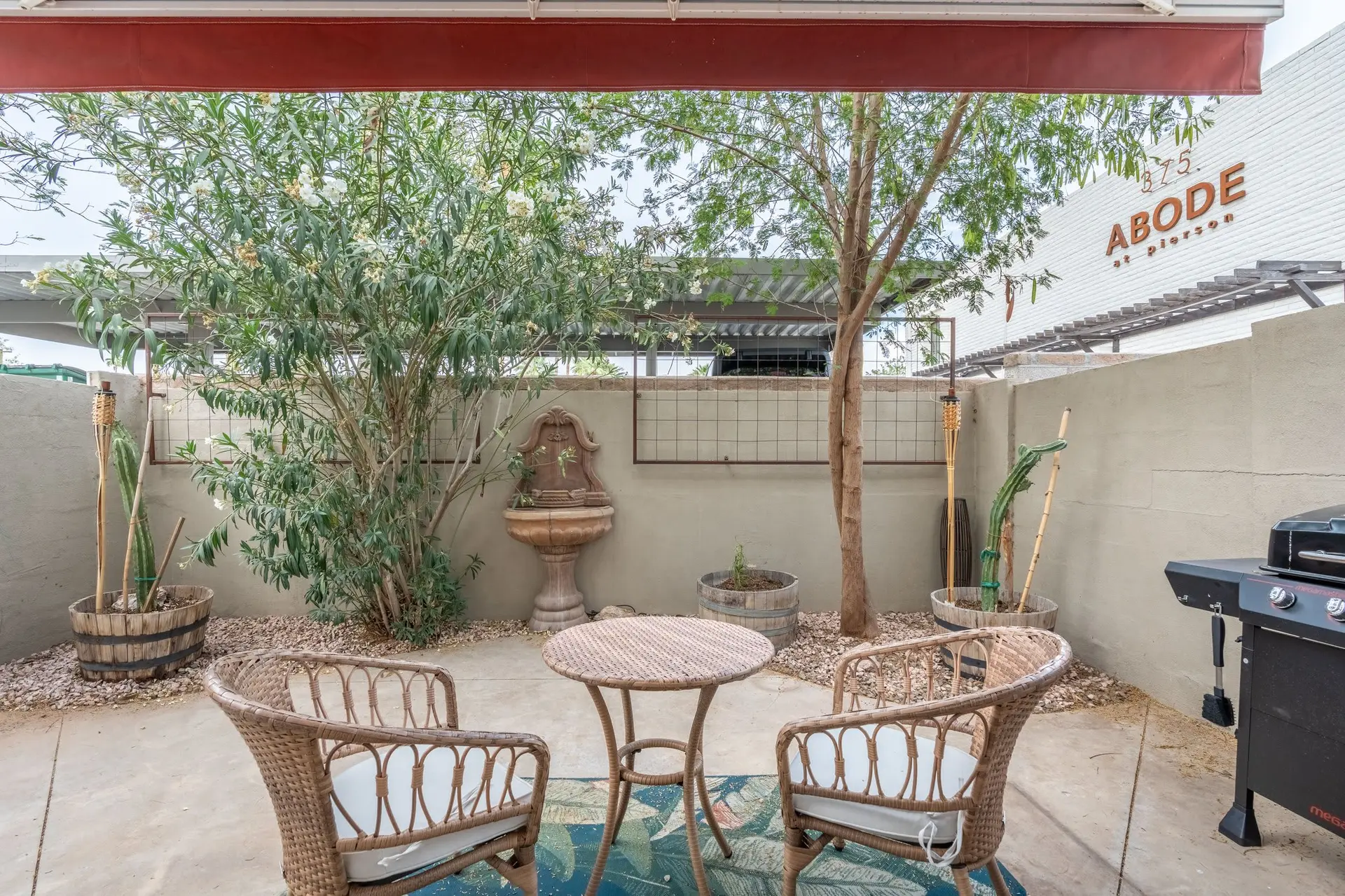 Chic & Cozy | Midtown 1BR + Pool Prime Location