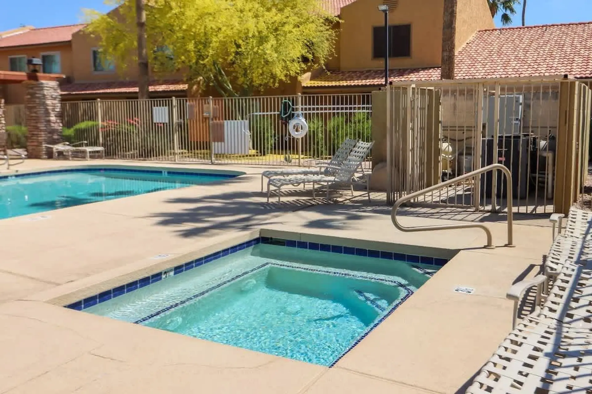Centrally Located Condo w/ Heated Pool | Spa| Gym