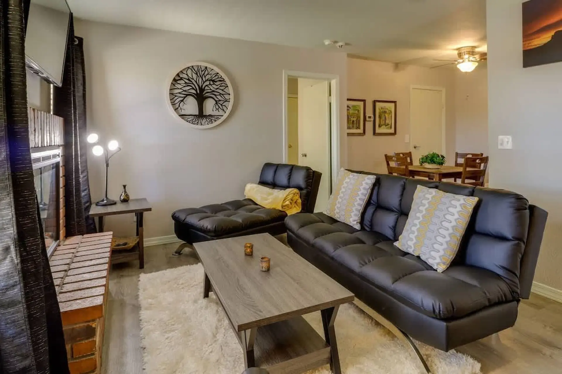 Centrally Located Condo w/ Heated Pool | Spa| Gym