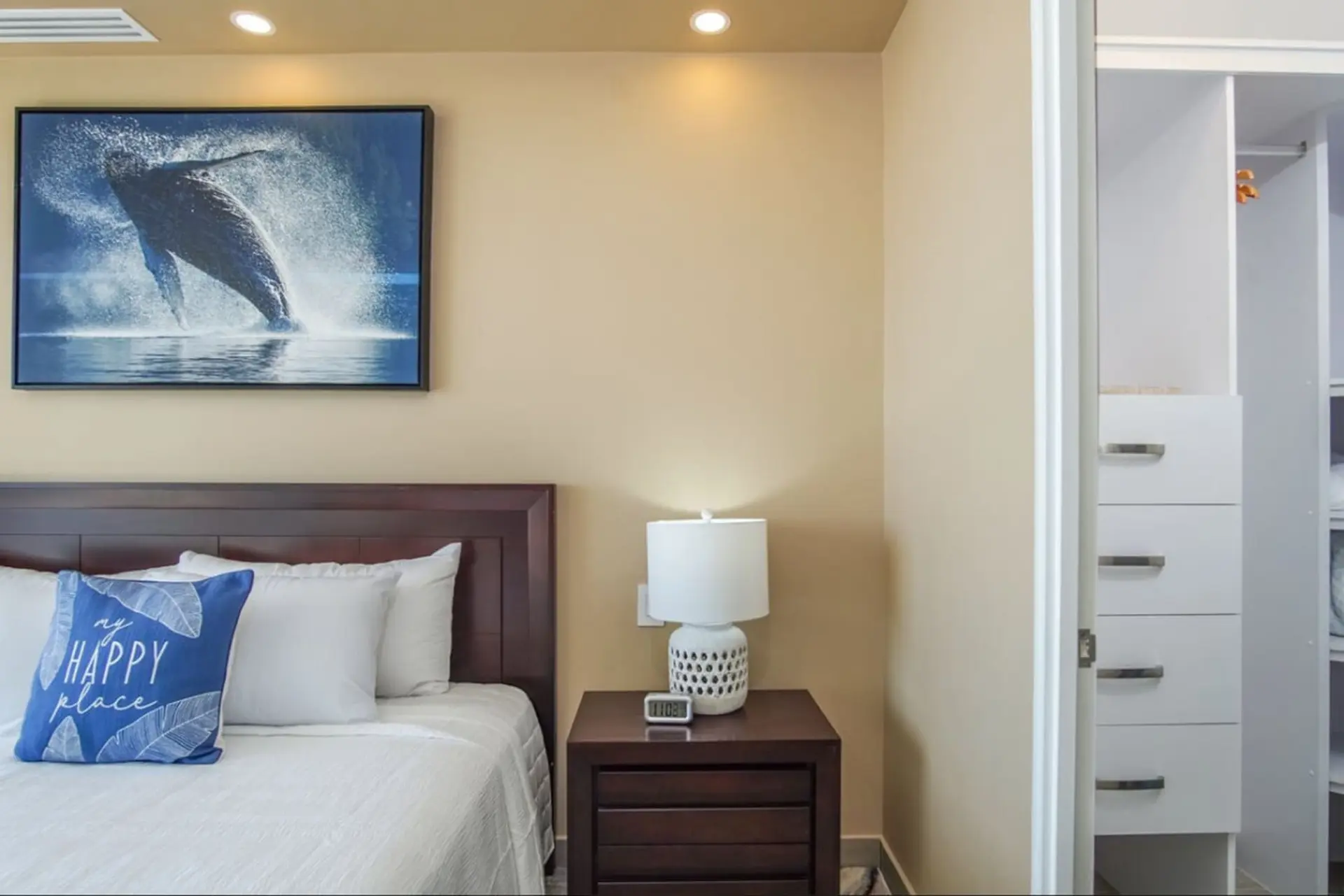 2 BR | Ocean Front | Pool