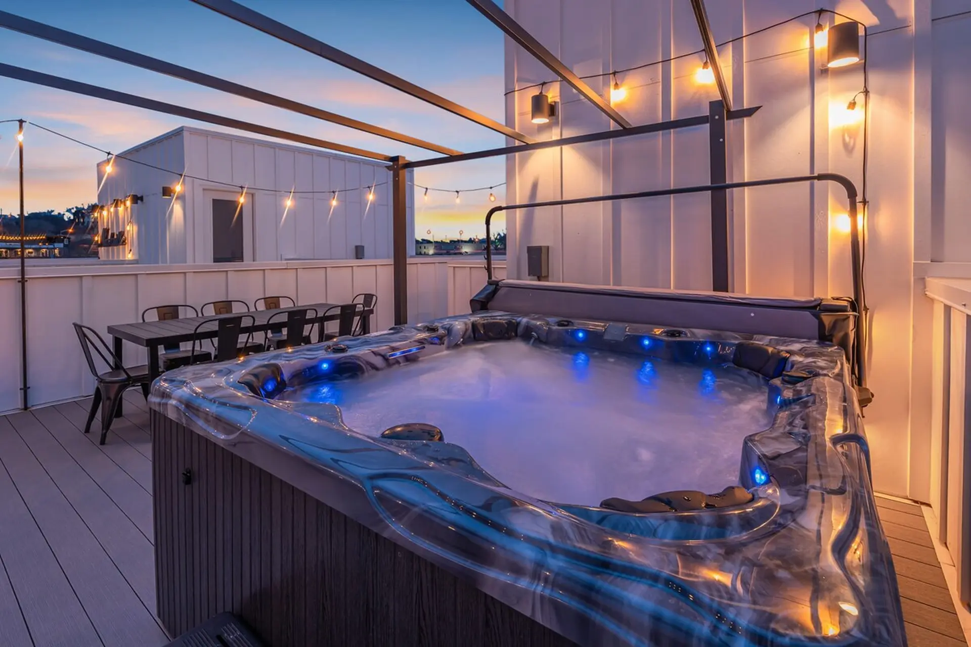 Rooftop Hot Tub, Near Downtown, Boho Chic Decor