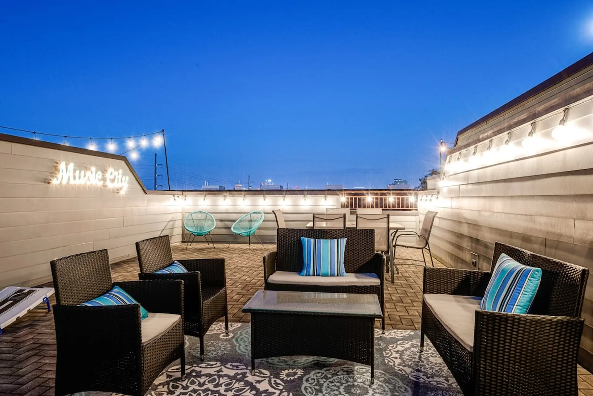 Music City: Rooftop Deck & Chef's Kitchen Retreat.