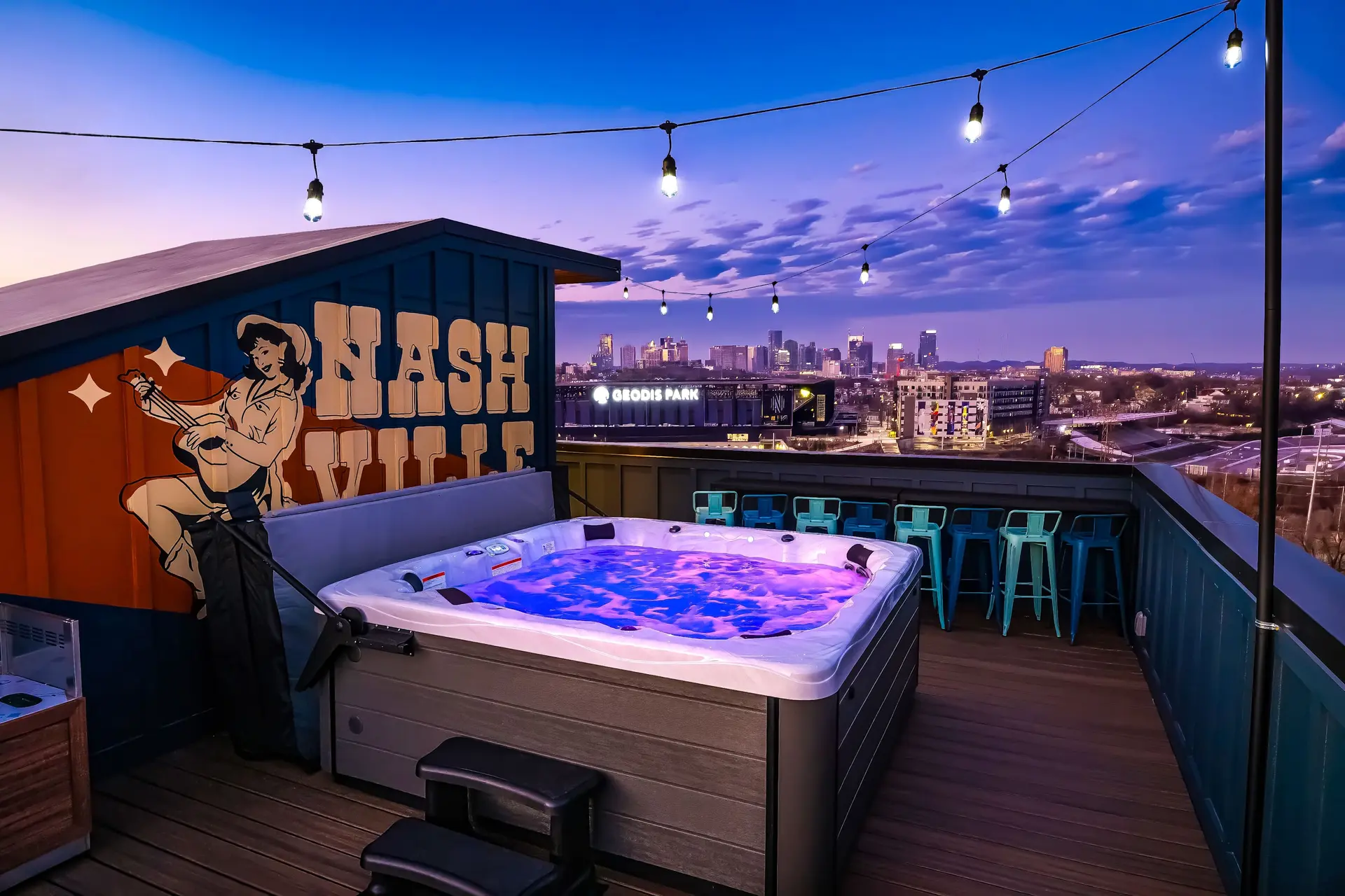 Twin Homes: Hot Tub Rooftop Game Zone at Nashville