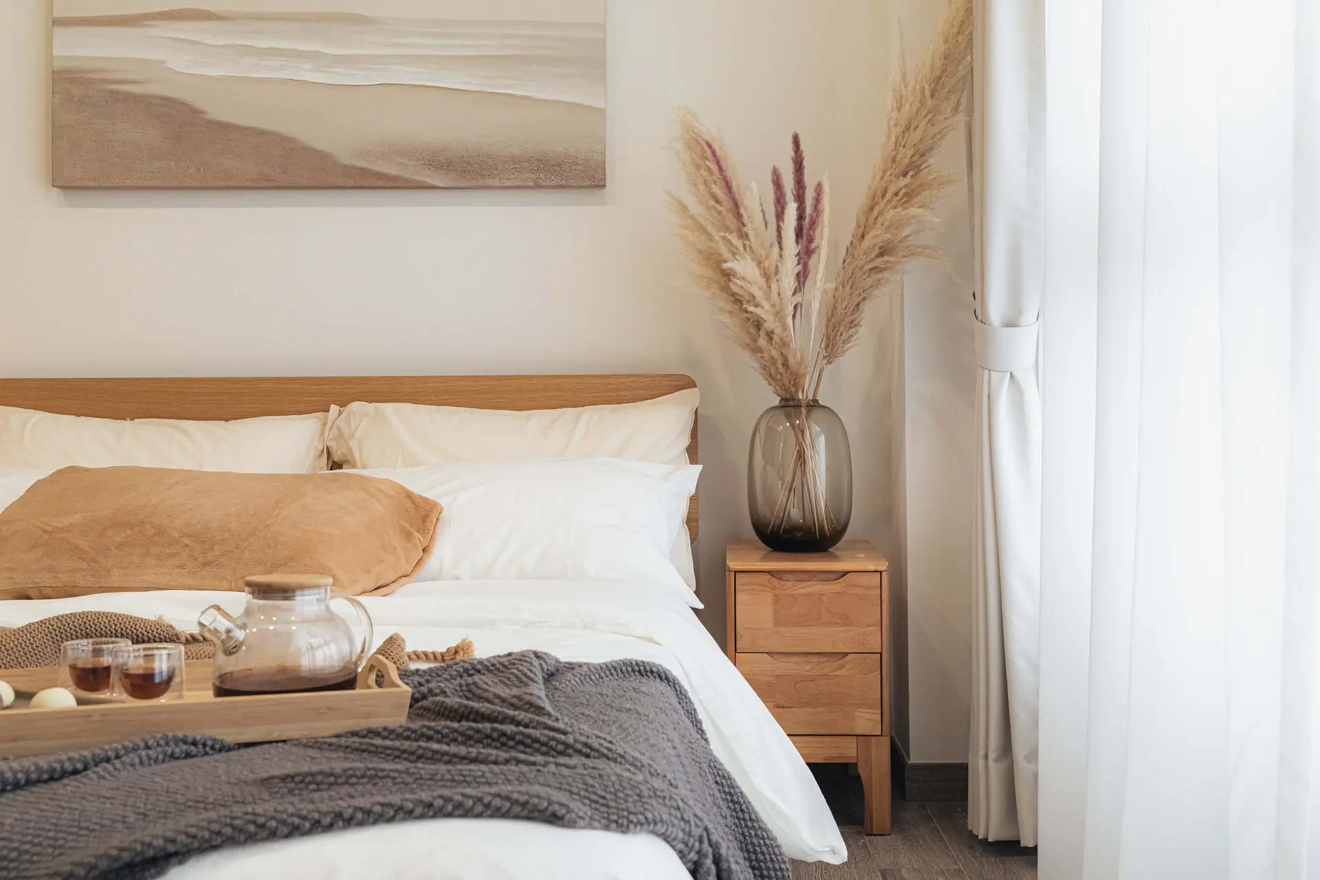 Ethereal Textures: Essence of Simplicity