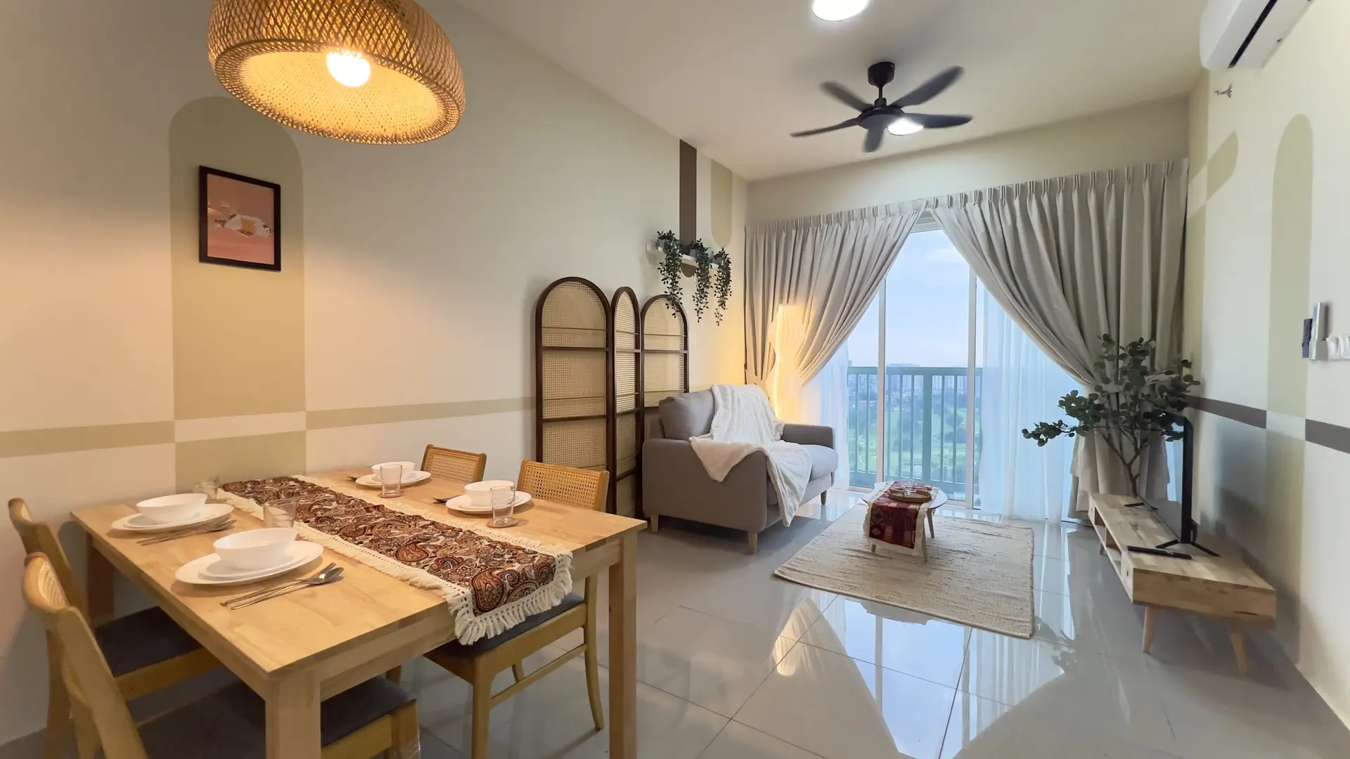Plaza Kelana Jaya: 3-Bedroom Zen Rattan Retreat