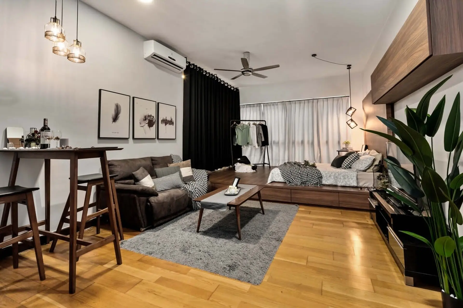 Muji Inspired Home with A Splash of Minimalism