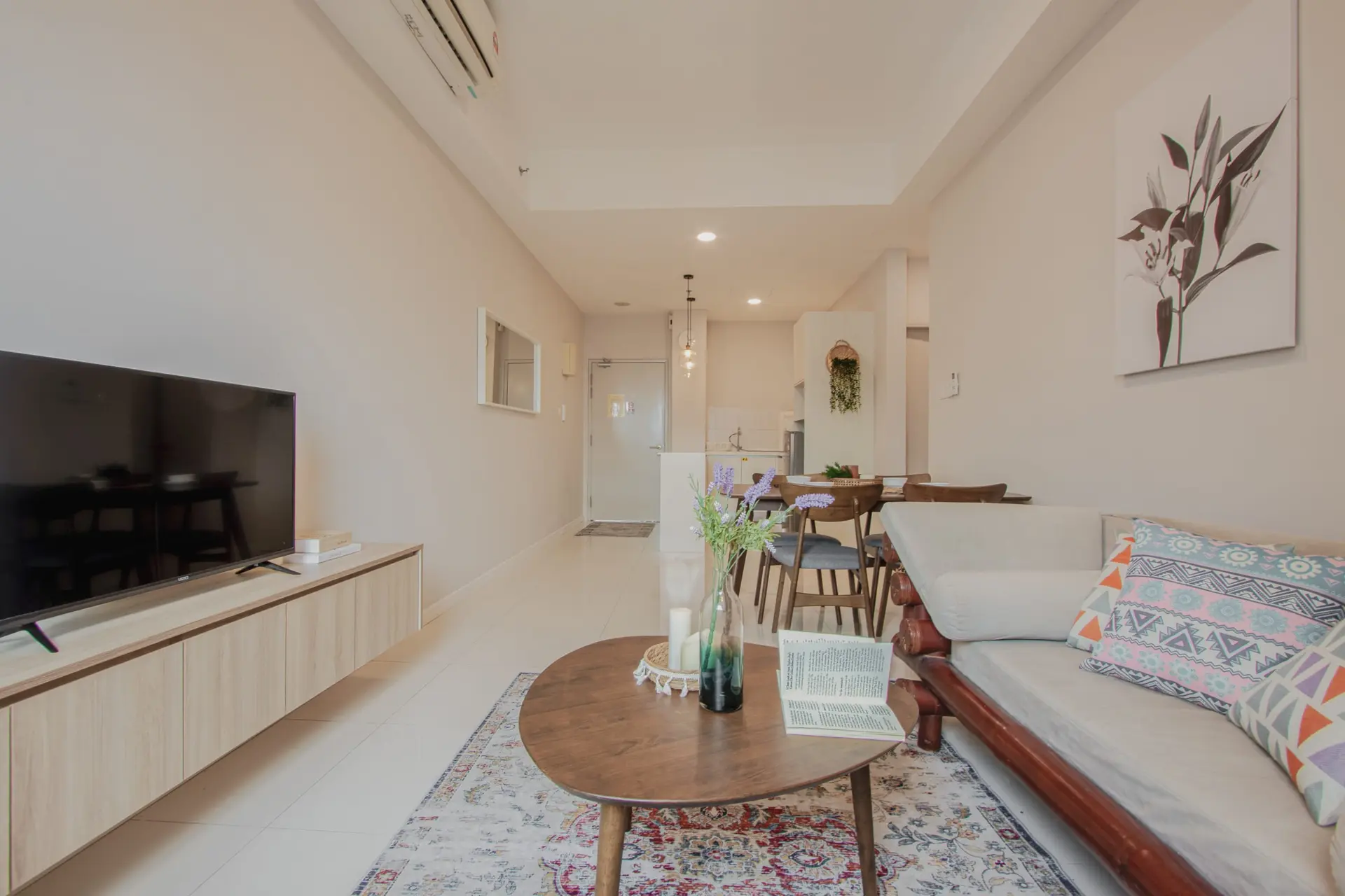 Chambers Residence Cozy Stay Apartment