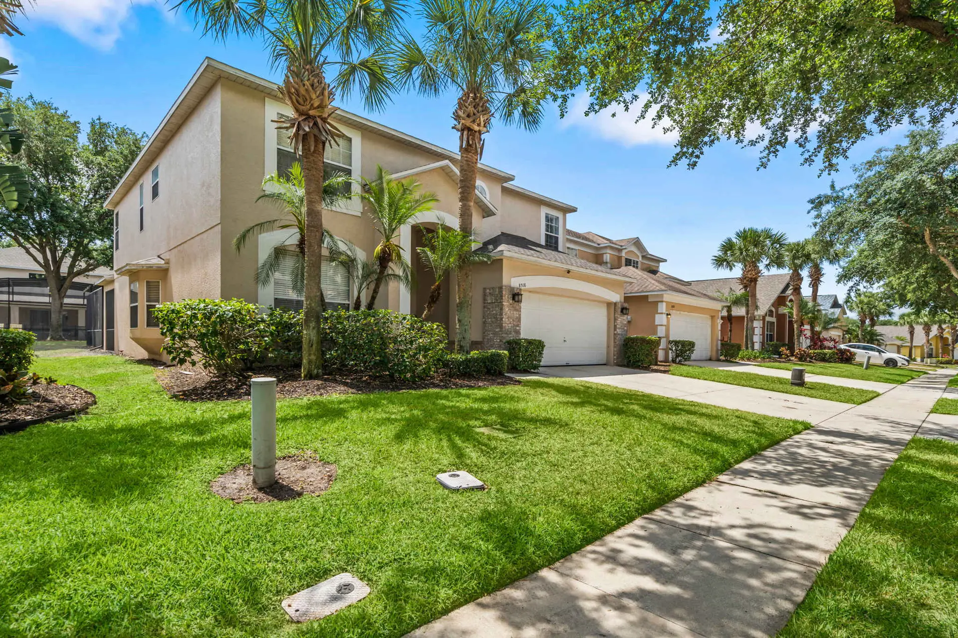 7 Bed, Family Villa for All!