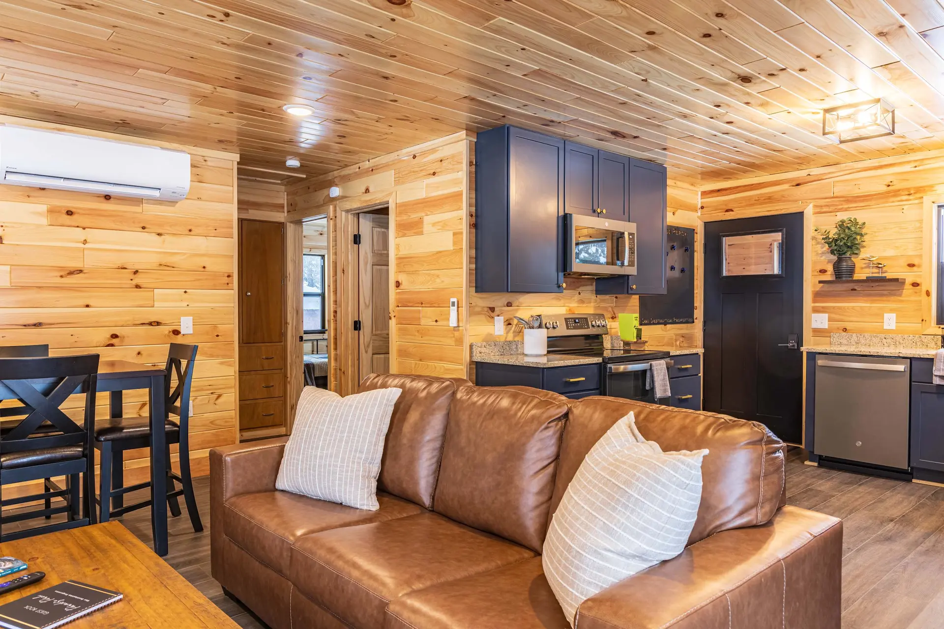New Cabin|Snowmobiling ORV |Stunning Views