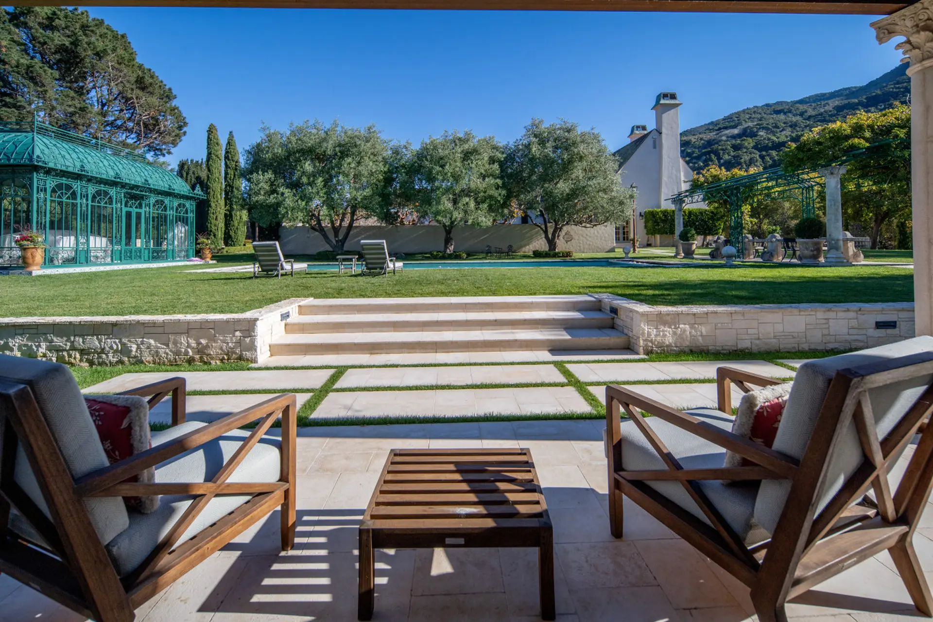 Carmel River House | A Luxury Retreat