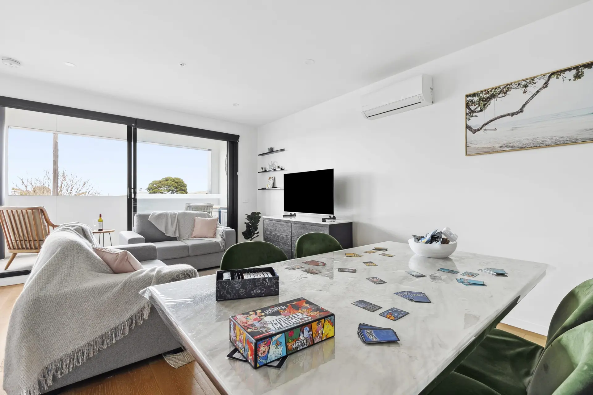 Retreat on Bellerine I 2BR Apartment I Geelong CBD