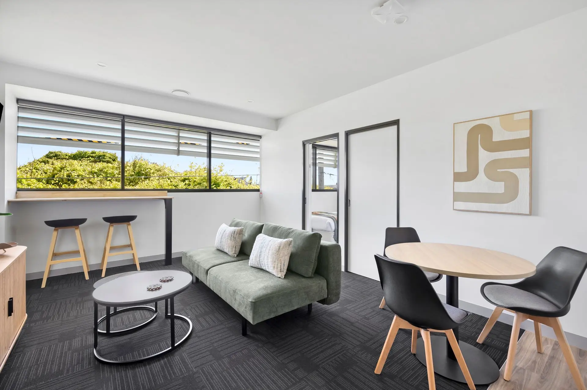 Lux on Yarra I Family Suite in Geelong CBD