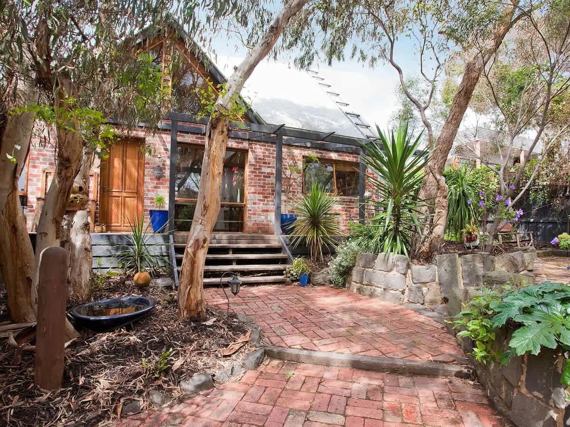 Vernon Hideaway I Pet Friendly I Walk to beach
