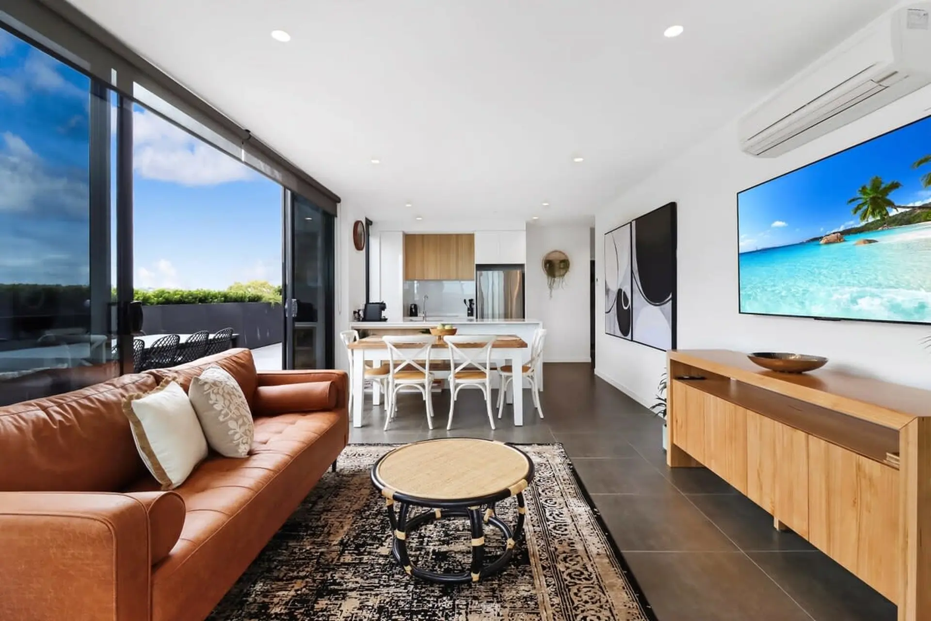 Miramar 406 I Geelong CBD Apartment