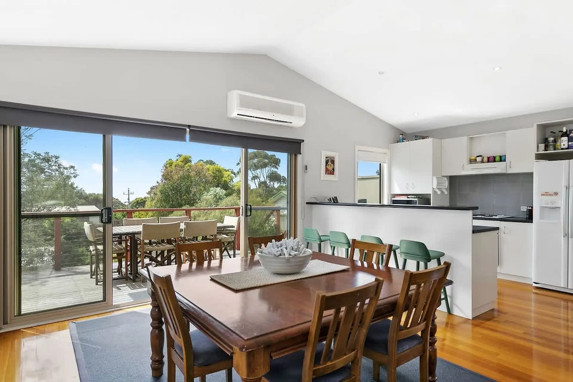 Sea-Shell on Taroona | Family Getaway by the Sea