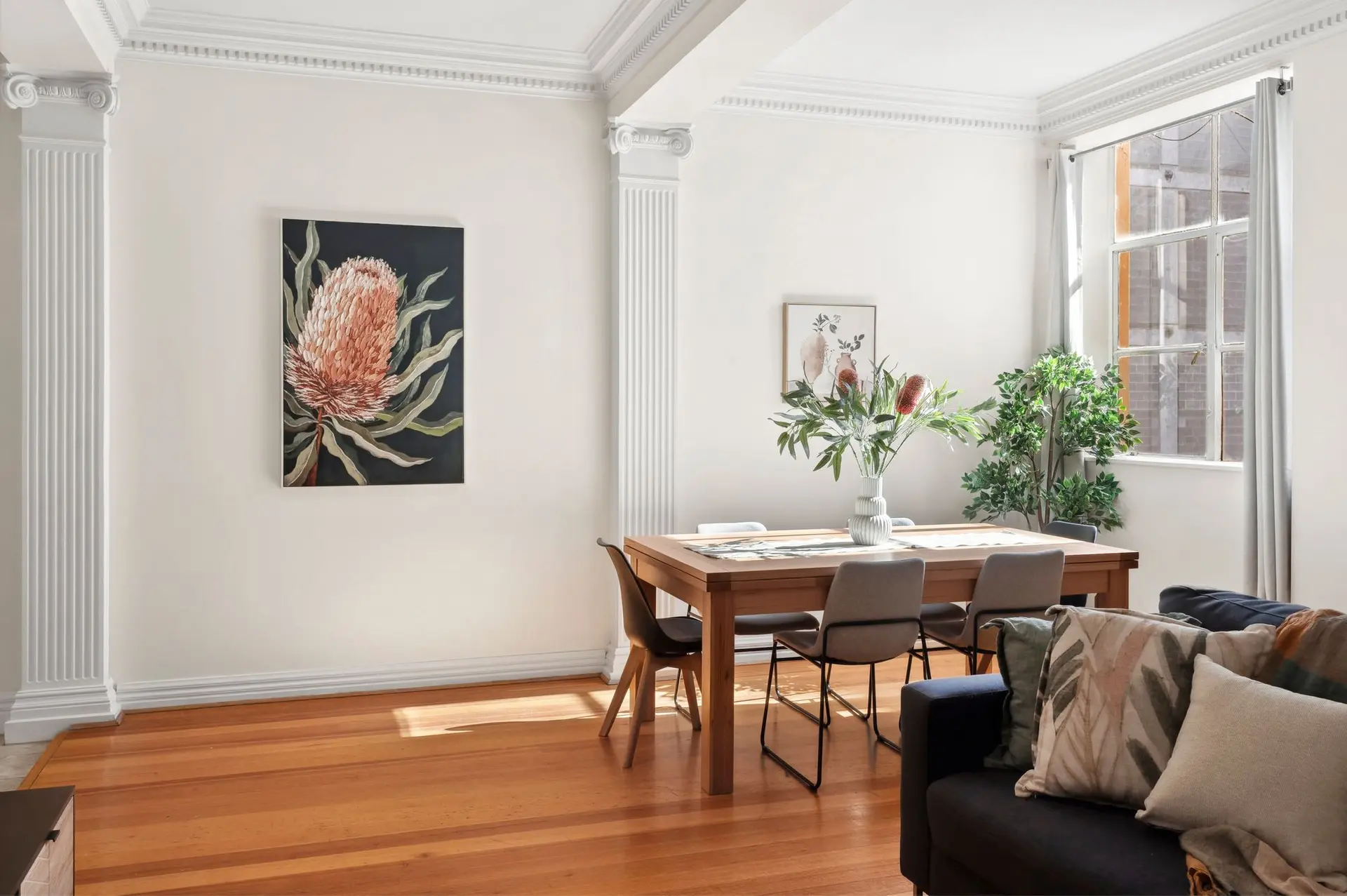 Malop St 2BR Apartment w Sofa Bed in Geelong CBD