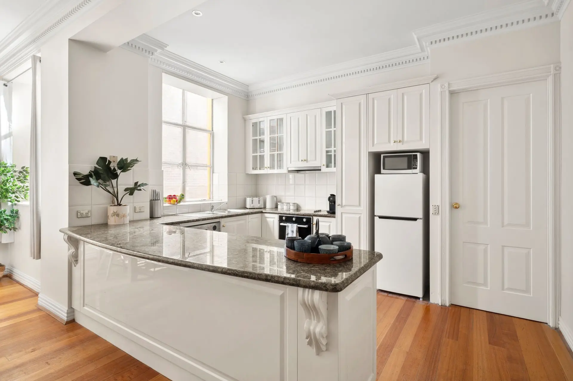 Malop St 2BR Apartment w Sofa Bed in Geelong CBD