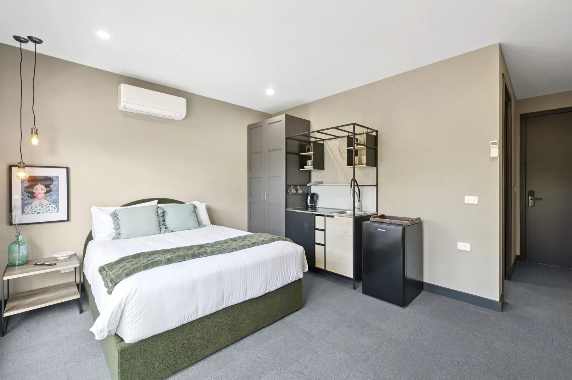 Evies Cottage | Belmont Suites | Private Patio