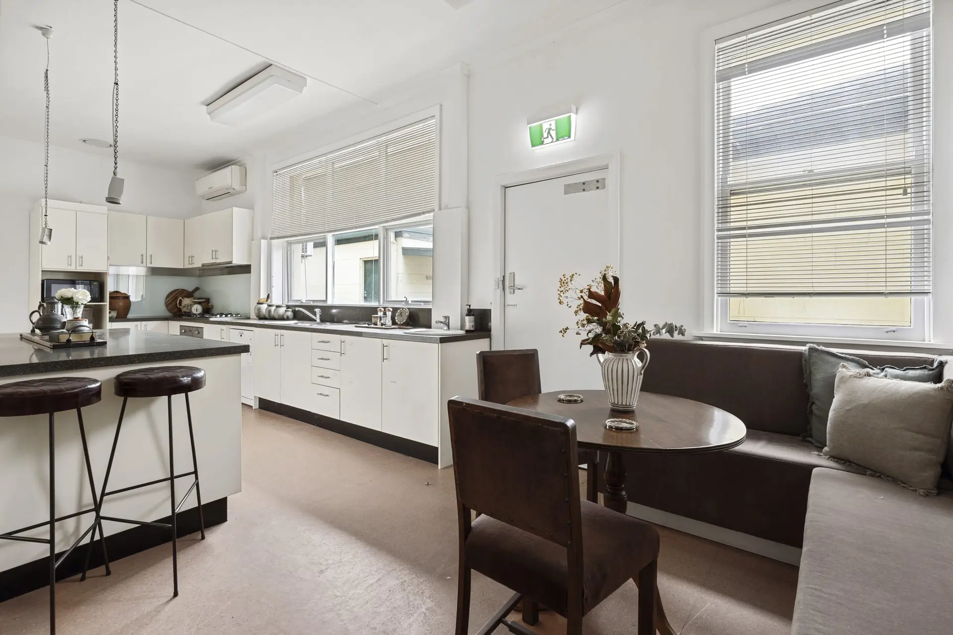 Myers Manor I 1BR Queen Boutique Studio in Geelong