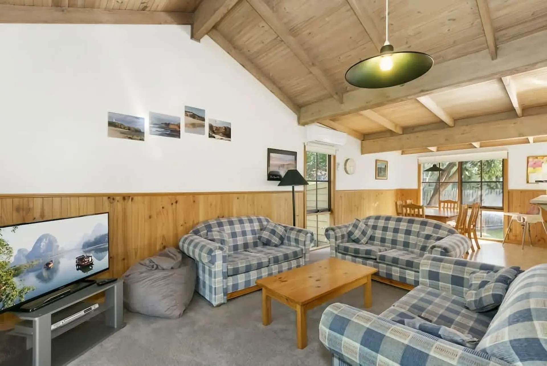 Painkalac Bliss  I  Pet Friendly Escape & Walk to