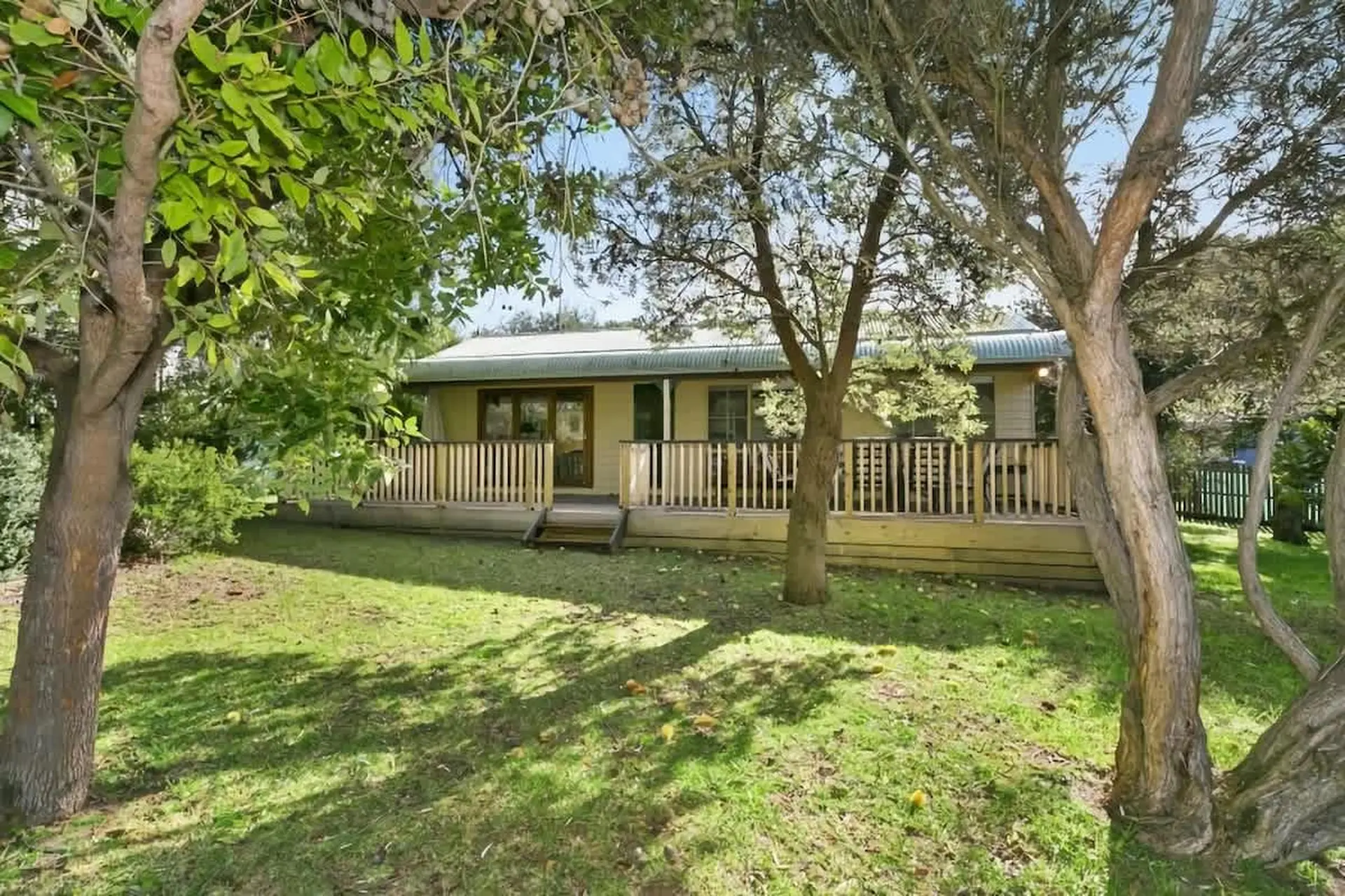 Painkalac Bliss  I  Pet Friendly Escape & Walk to
