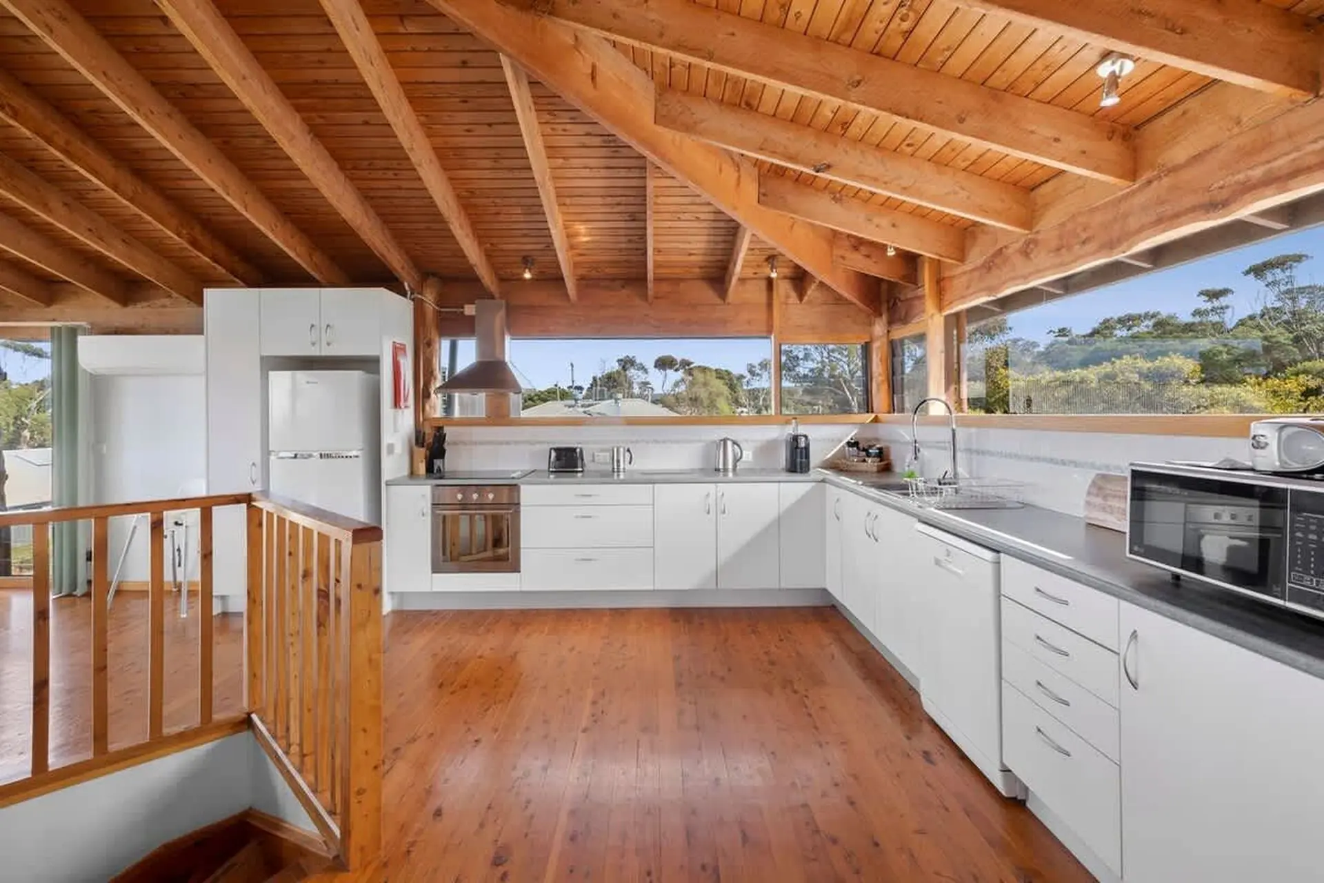 Beach Retreats I Ocean Views I Pet Friendly