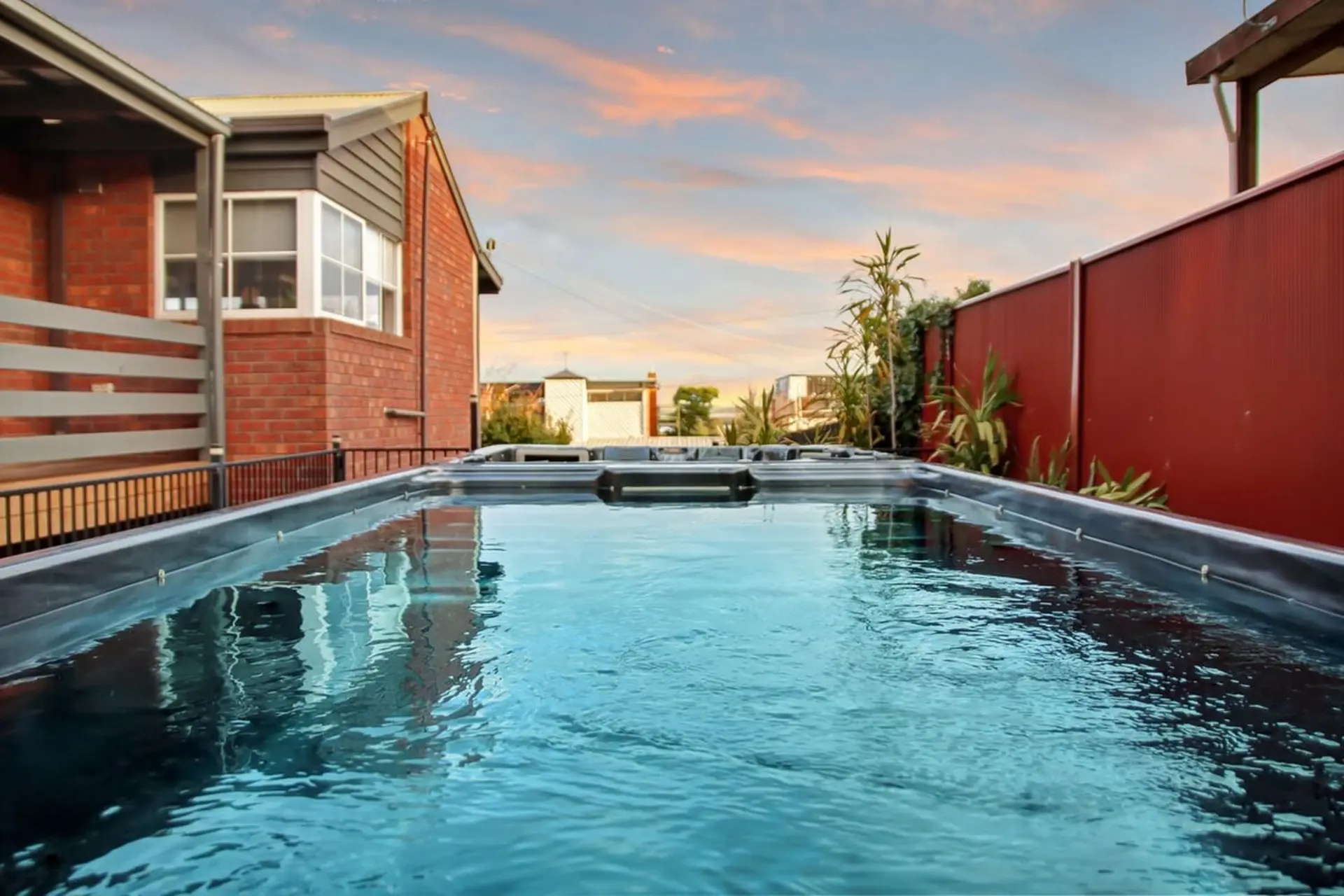 Cruickshank Retreat I Spa and Dip Pool