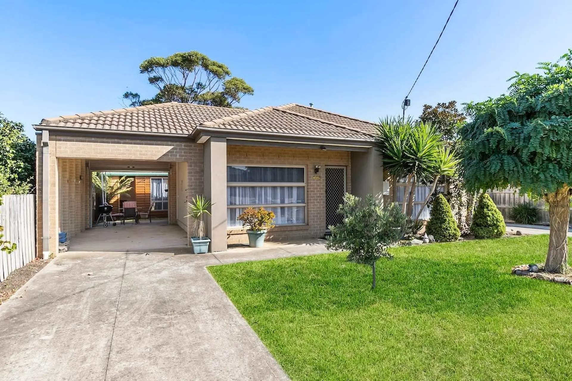 Peaceful Family Home by St Leonards Beach