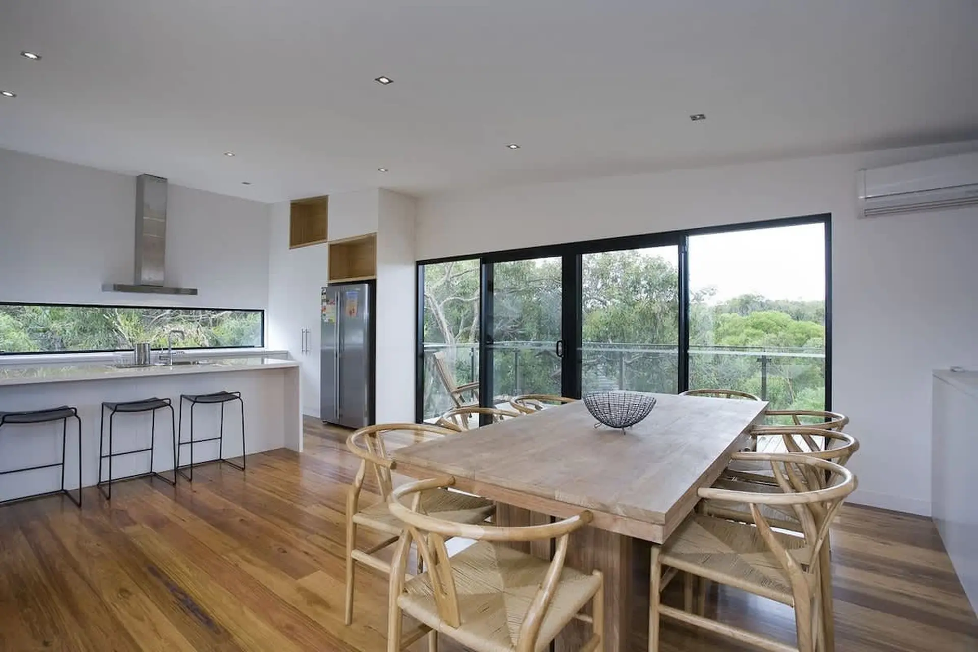 Southside Bliss I Modern Home I Great Location