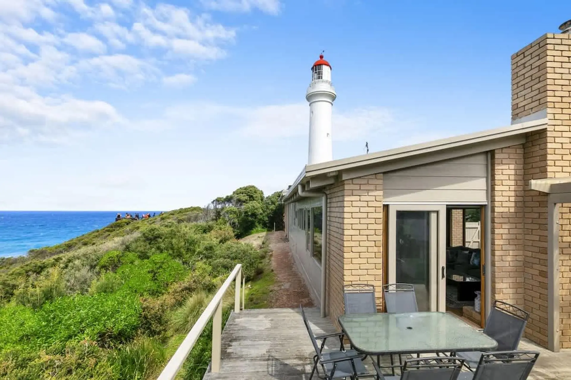Lighthouse View I Lighthouse is at your door