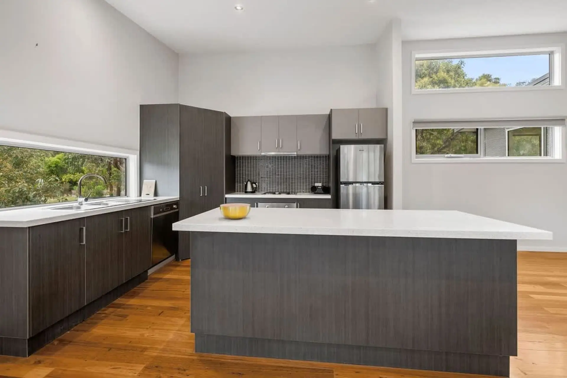 Absolute Serenity I Bush Views I 2 Living Rooms