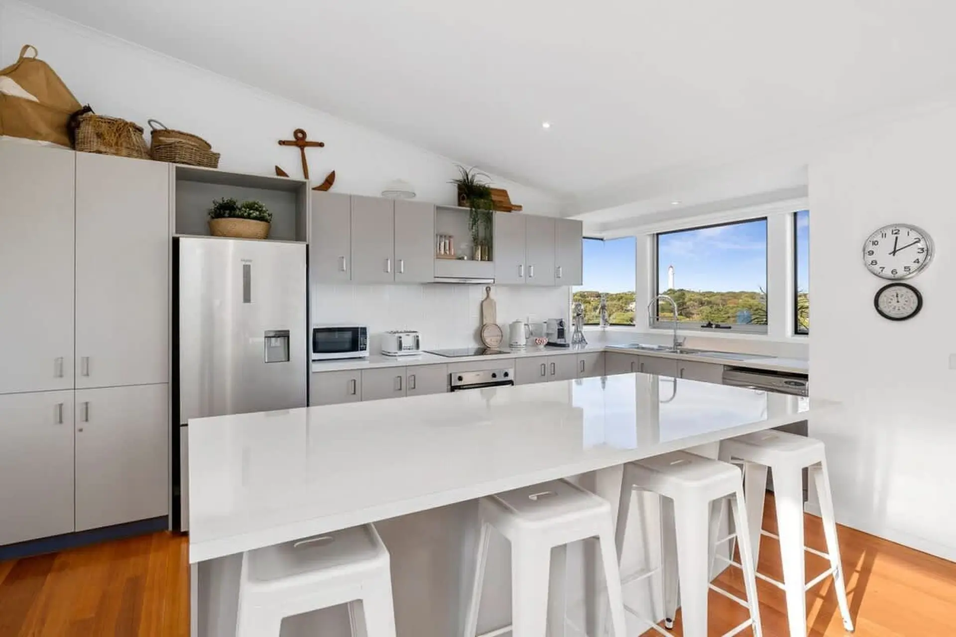 Aireys Delight I Lighthouse & Ocean Views