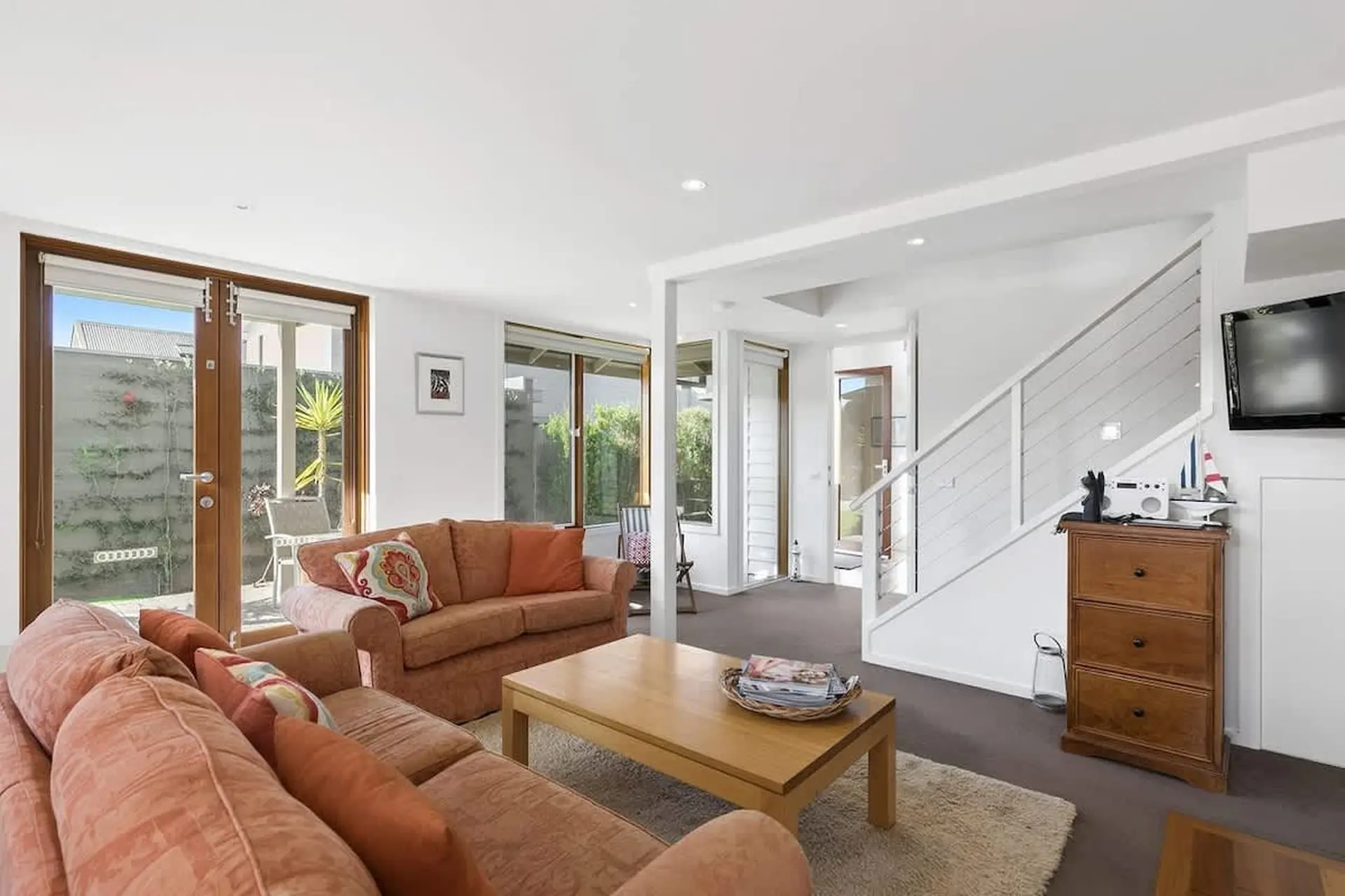 Sunnyside I Pet Friendly I Second Living
