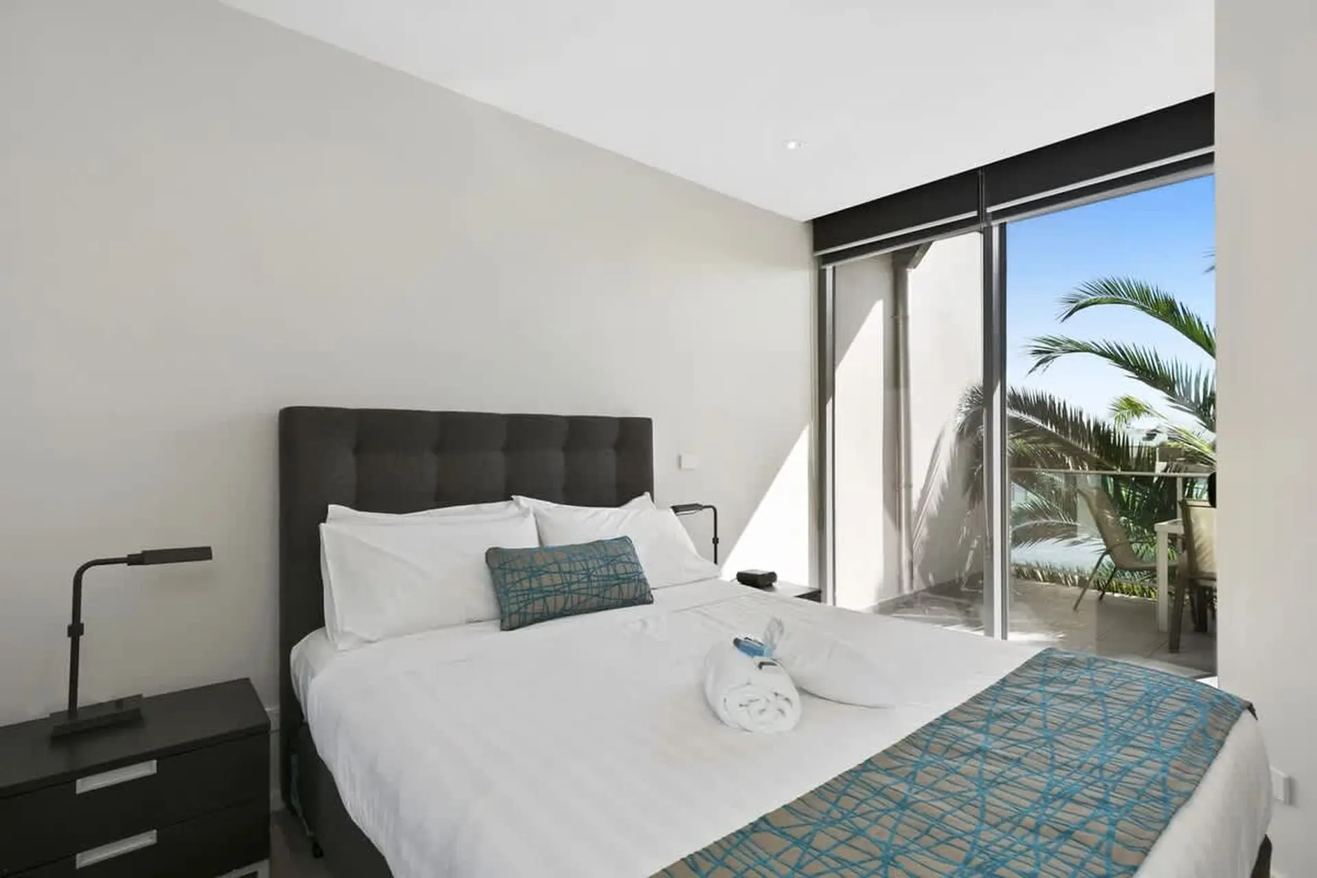 Bell St Apartments