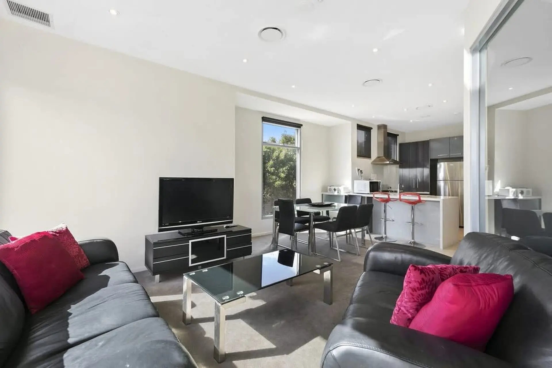 Bell St Apartments