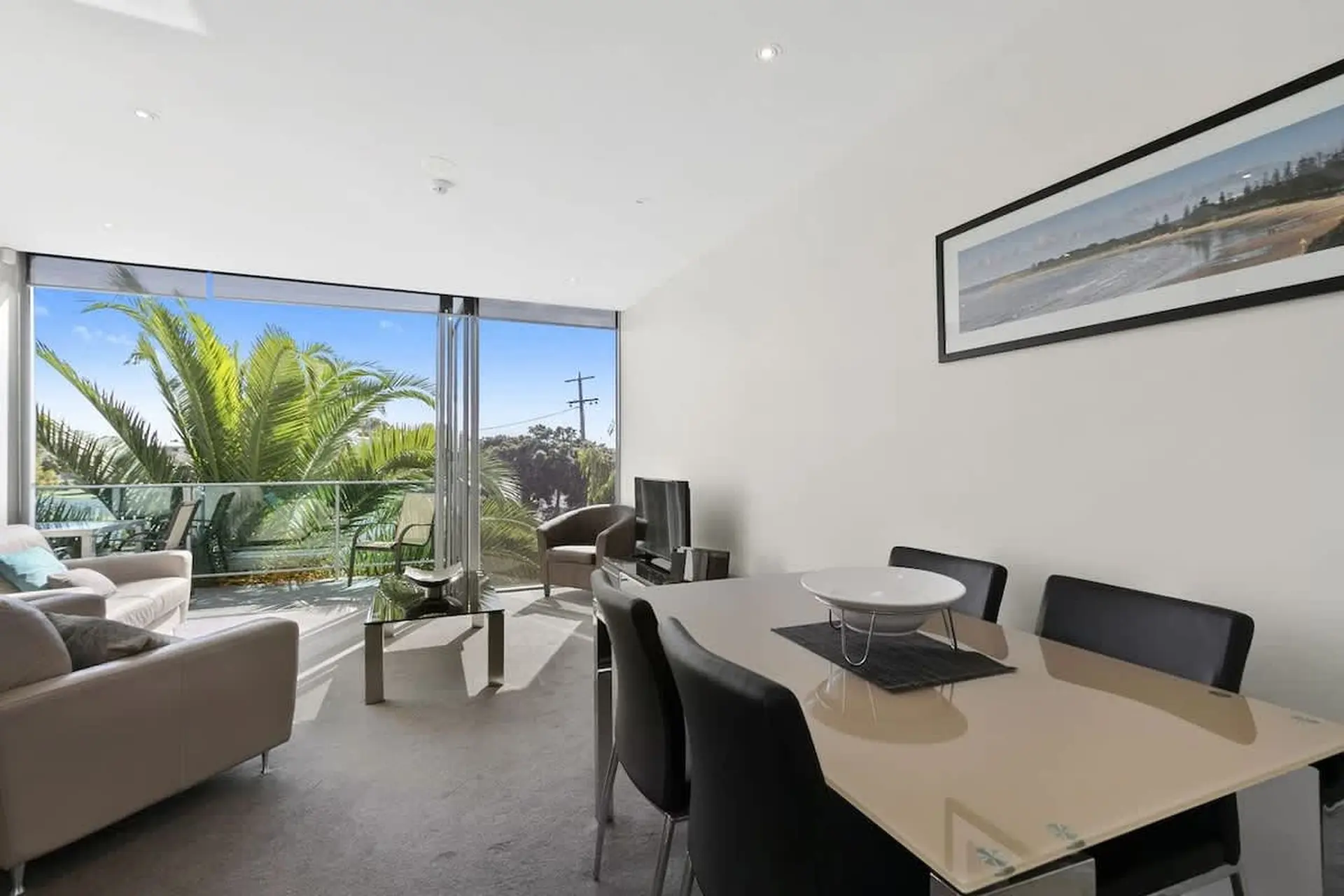 Bell St Apartments I Walk to everything in Torquay