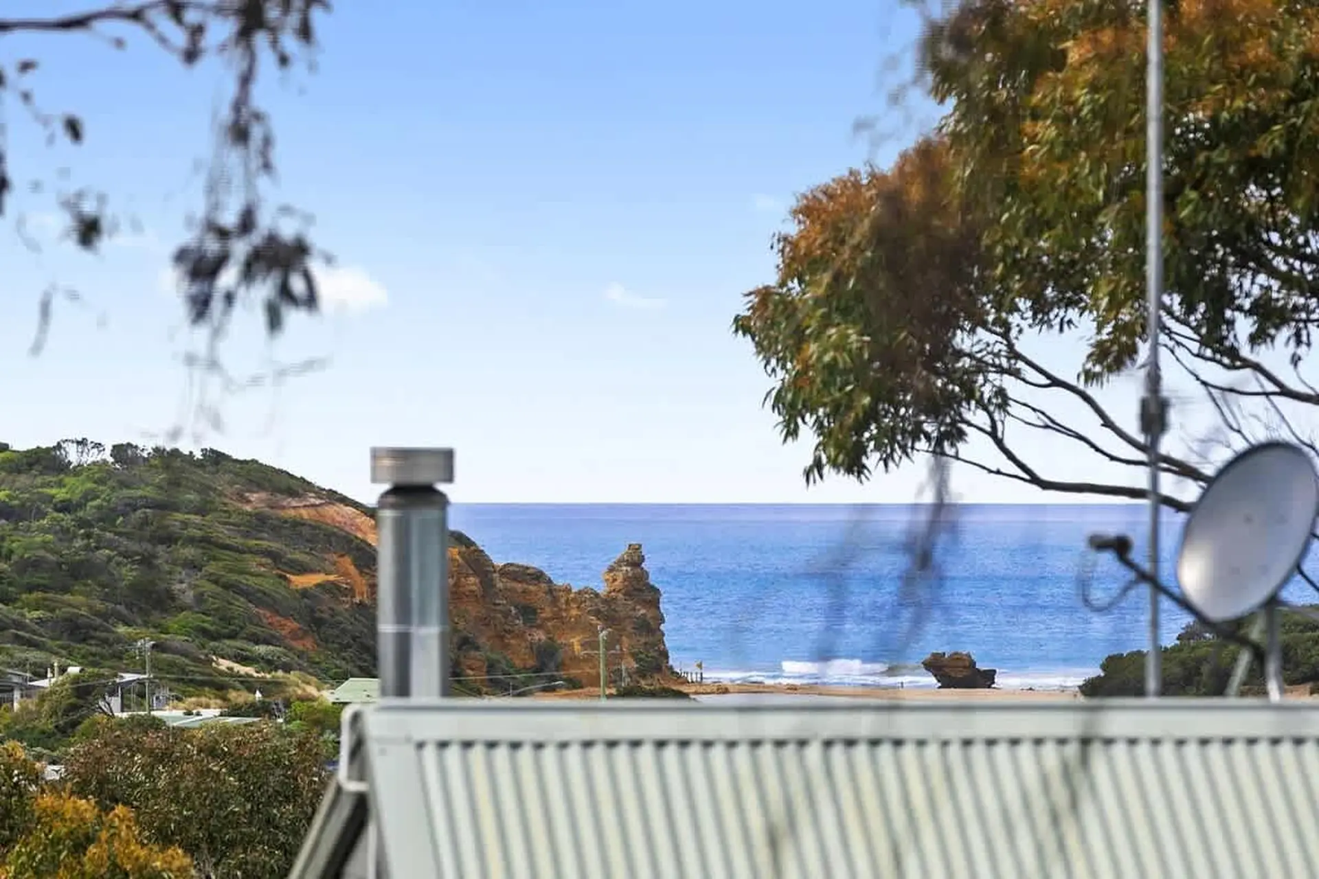 Fairhaven Retreats I Modern Home I Walk to Beach