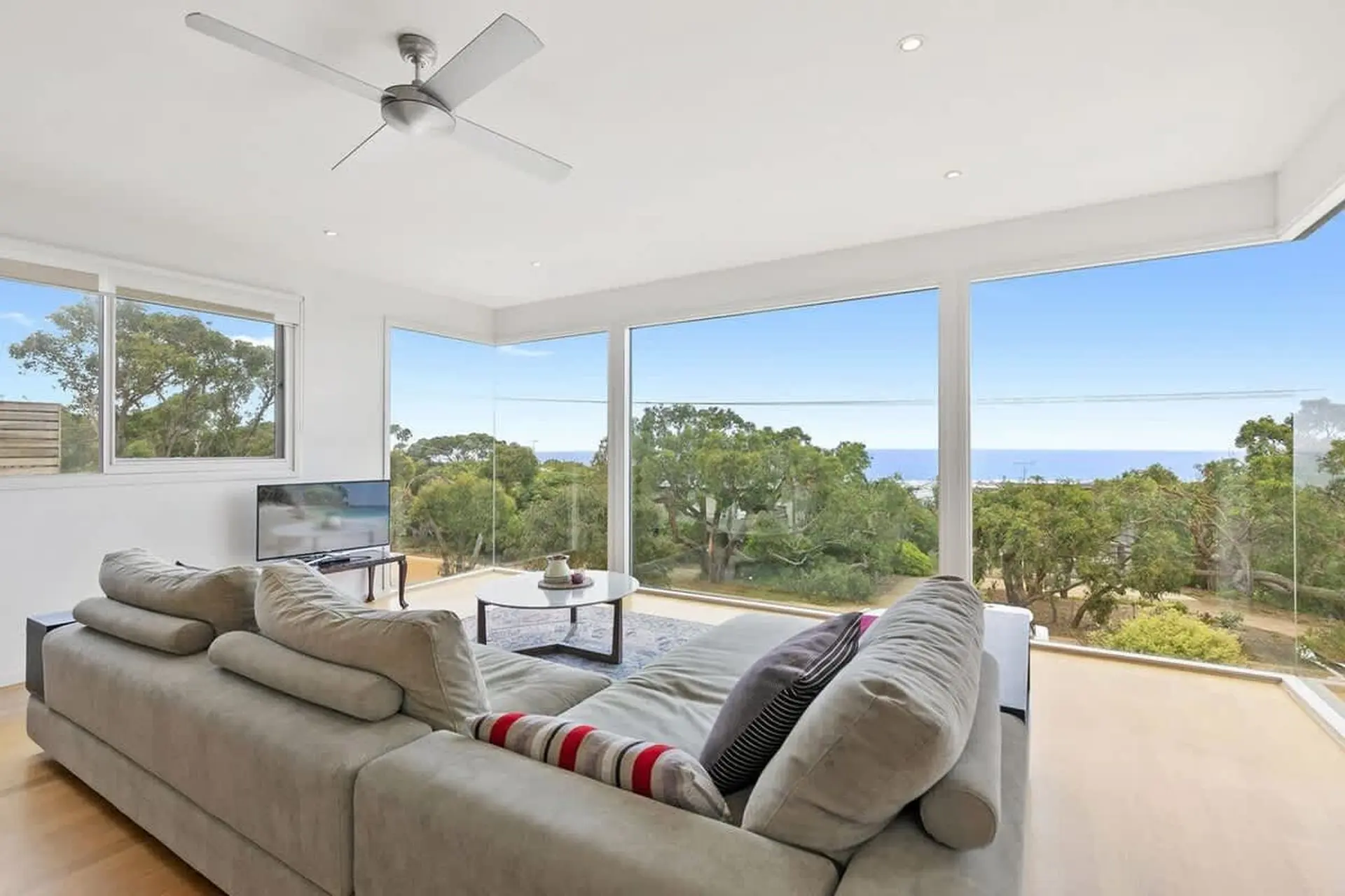 Anglesea View I Ocean Views I Linen Provided